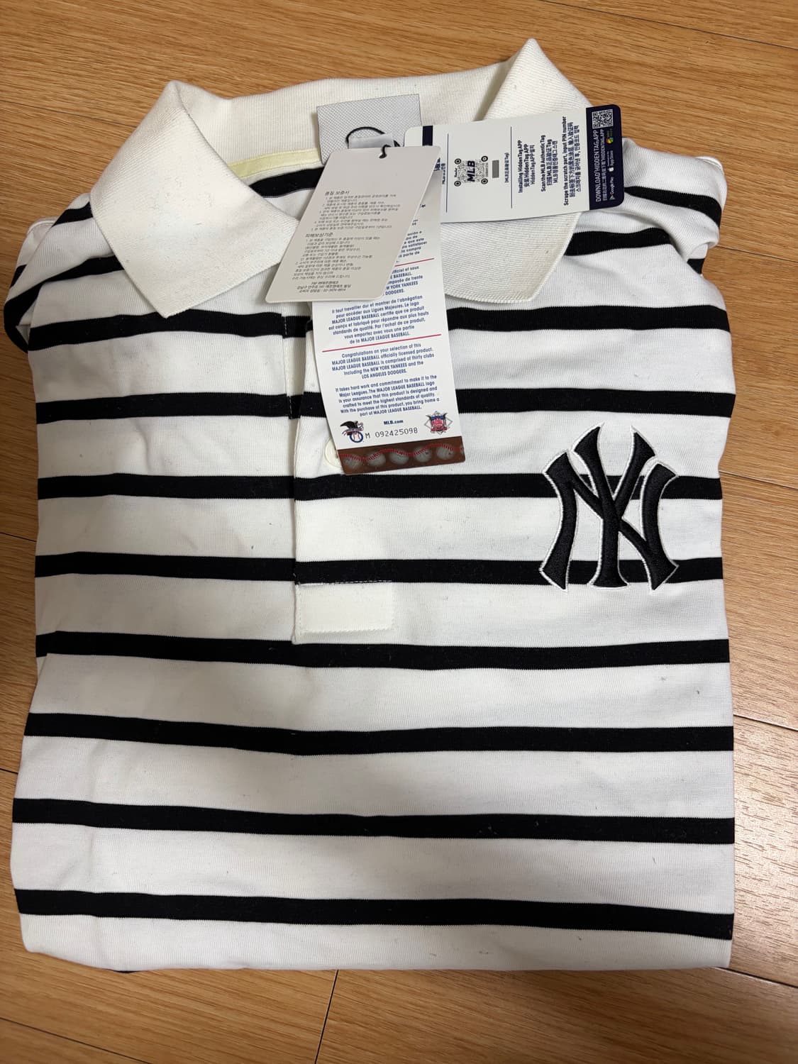 Mlb 뉴욕 양키스 스트라이프 카라티 상품이미지1