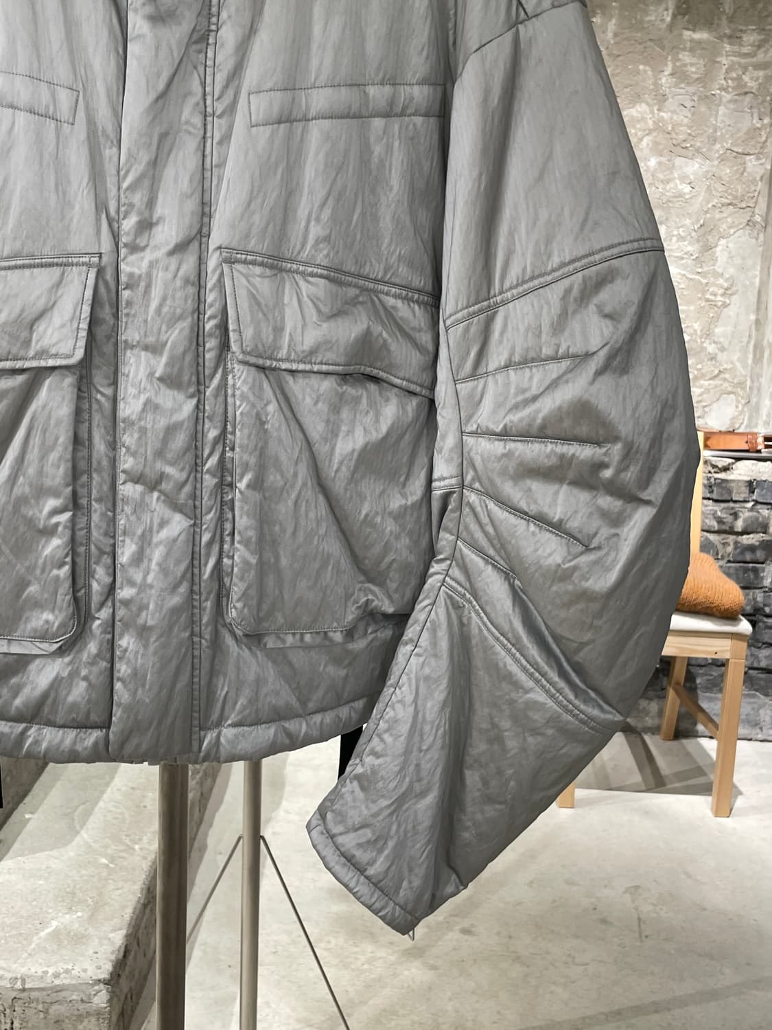 에이 에이 스펙트럼 실버 헬머 패디드 자켓 상품이미지5