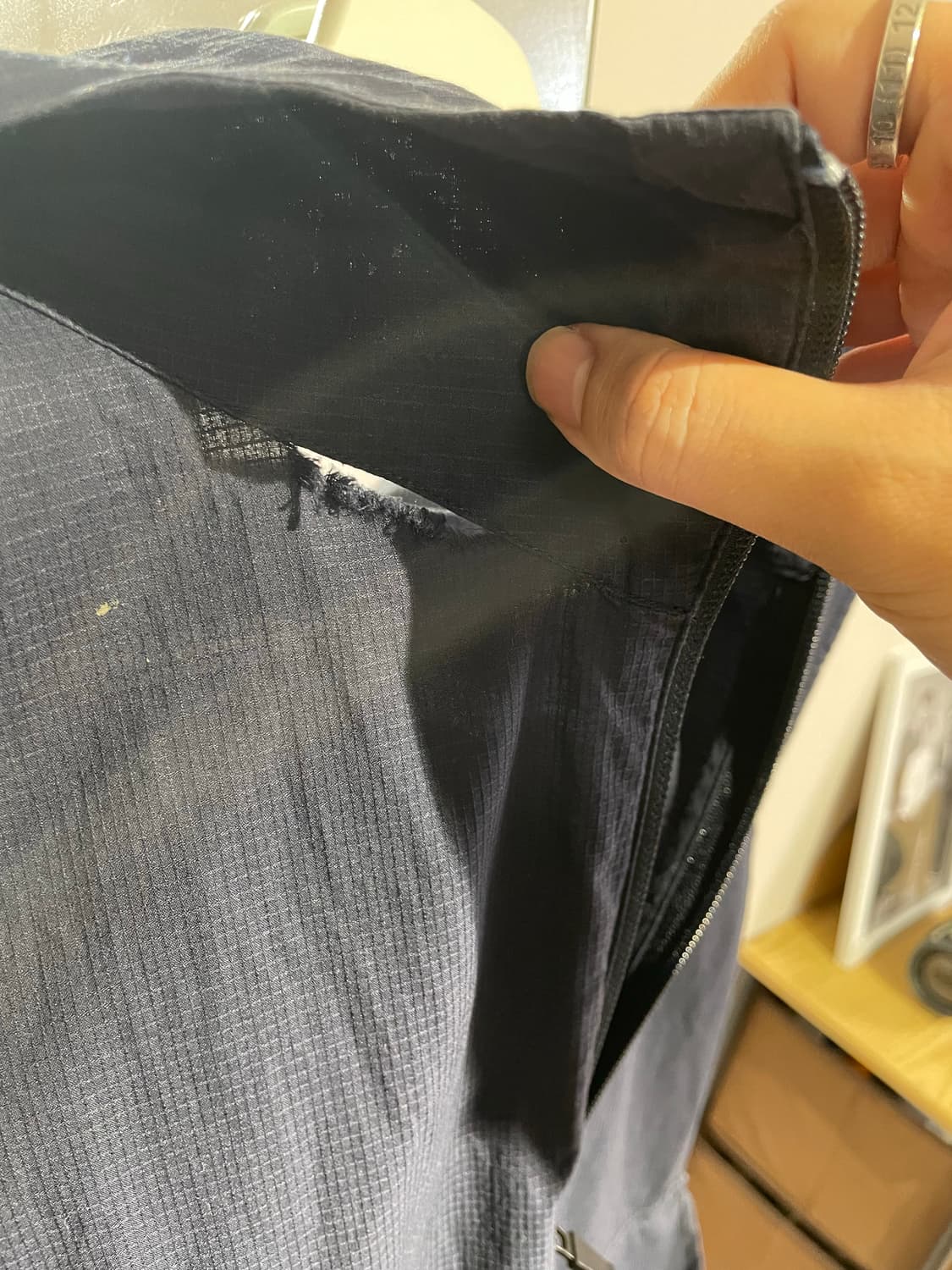 코스 cos 후디드 베스트 M 상품이미지3