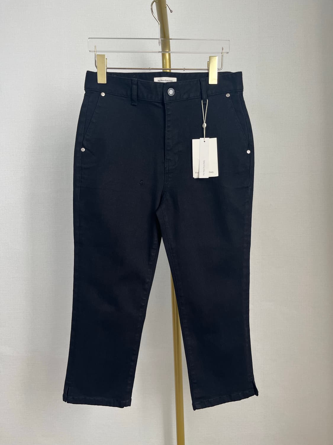 포유온 카프리팬츠 Clea Capri pants 블랙(40) 상품이미지6