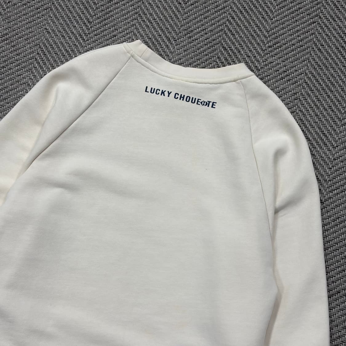  럭키슈에뜨 프린팅 맨투맨 v1437  상품이미지4