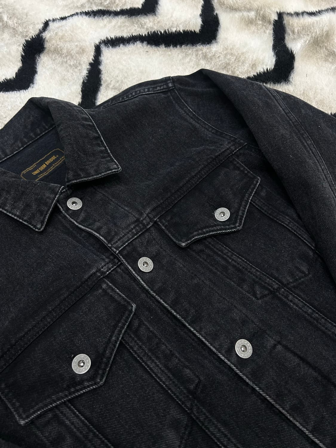 [M]유니폼브릿지 흑청 데님 트러커 자켓 상품이미지1