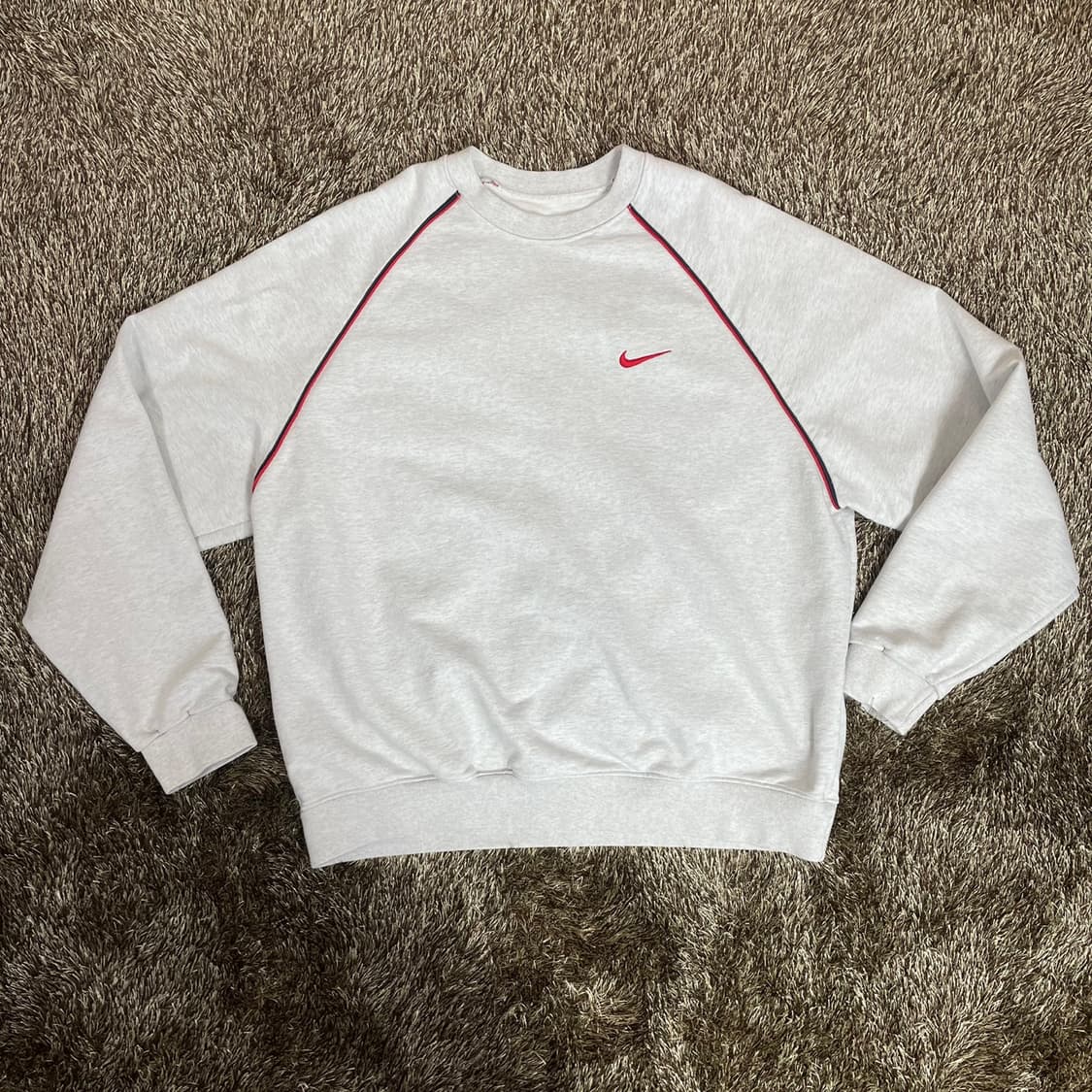 나이키 NIKE 멜란지 레드스우시 오버핏 크루넥 맨투맨 상품이미지1