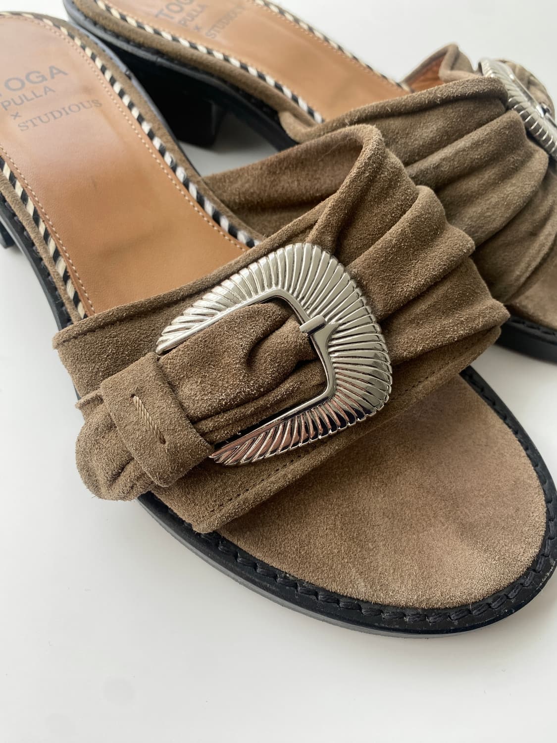 [Toga pulla] 웨스턴 버클 샌들 상품이미지4