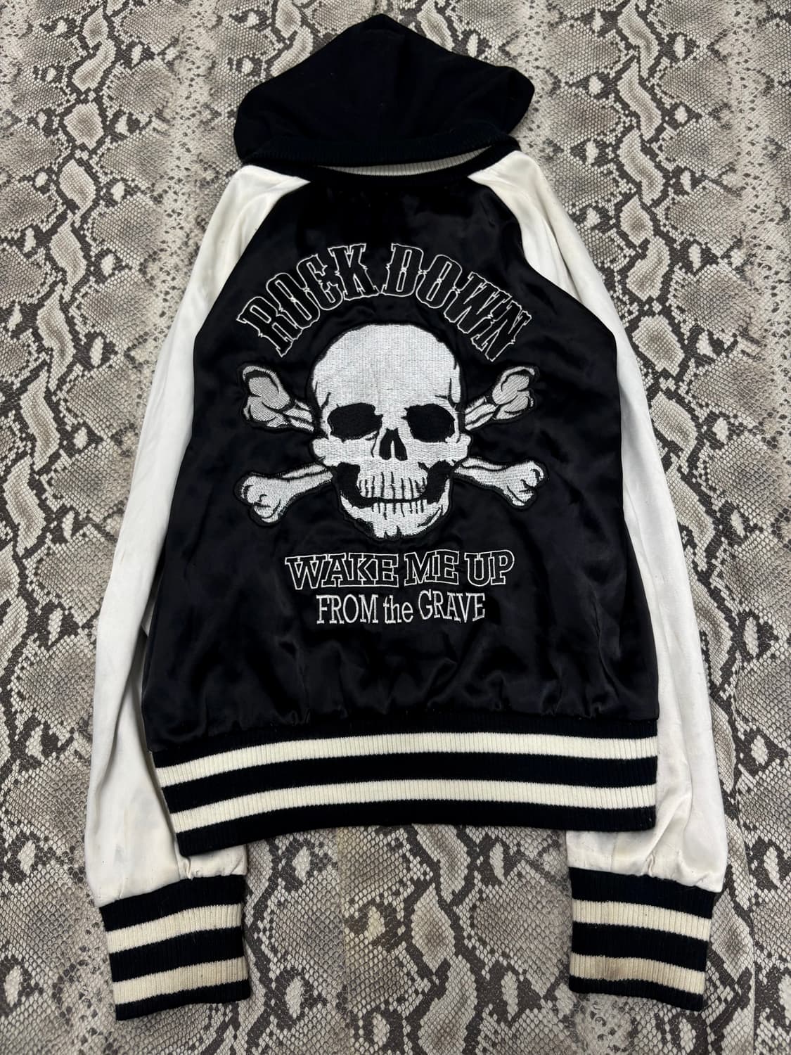  00‘s Rare Design Skull Patch&Stud Detai 상품이미지7