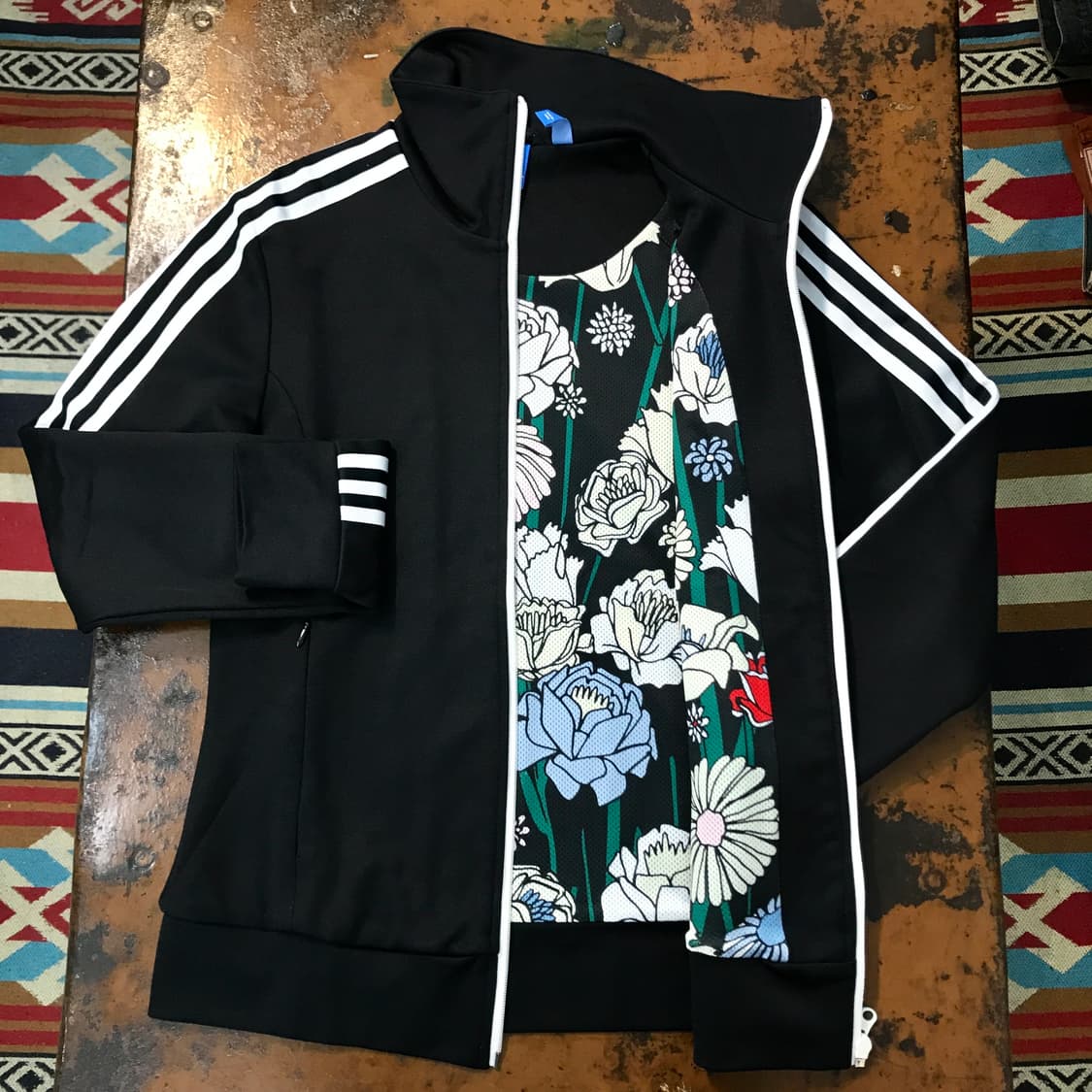 아디다스 유로파 블랙 집업 져지 여성 55 사이즈 상품이미지5