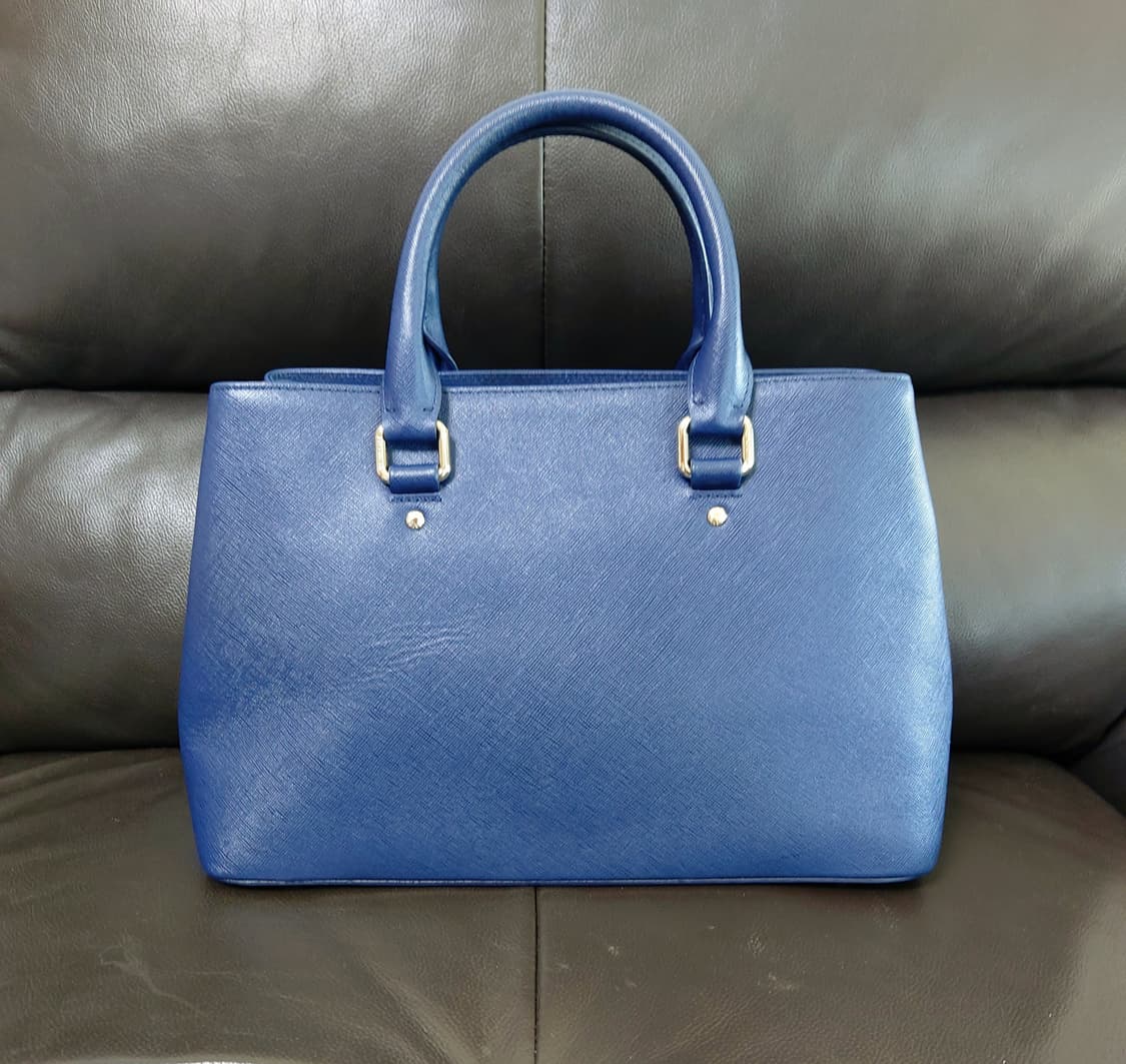 메트로시티 블루 사피아노가죽 토트백

 상품이미지3