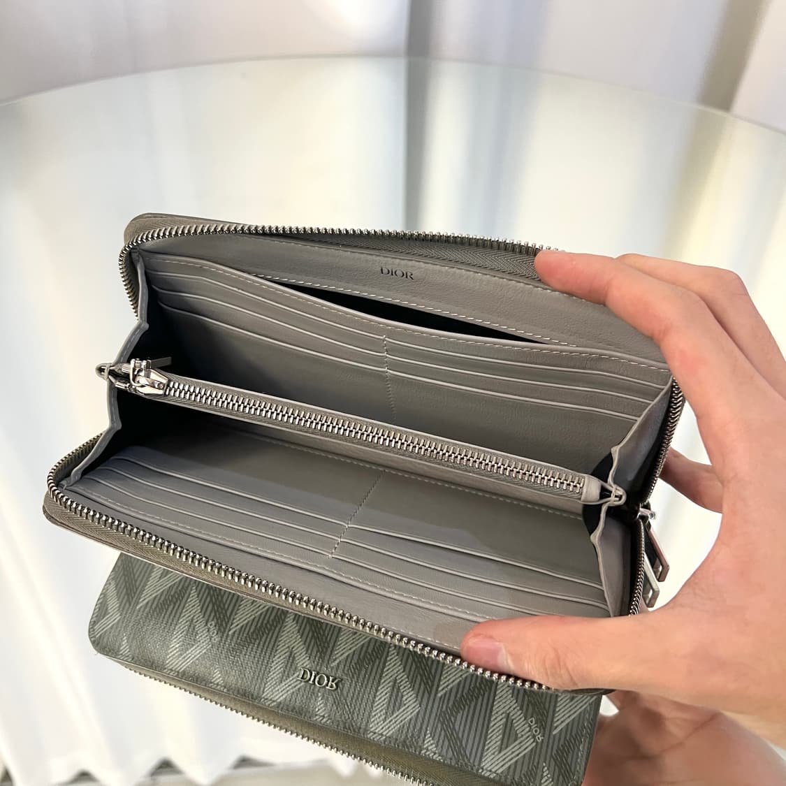 디올 다이아 지퍼돌이 장지갑 상품이미지6