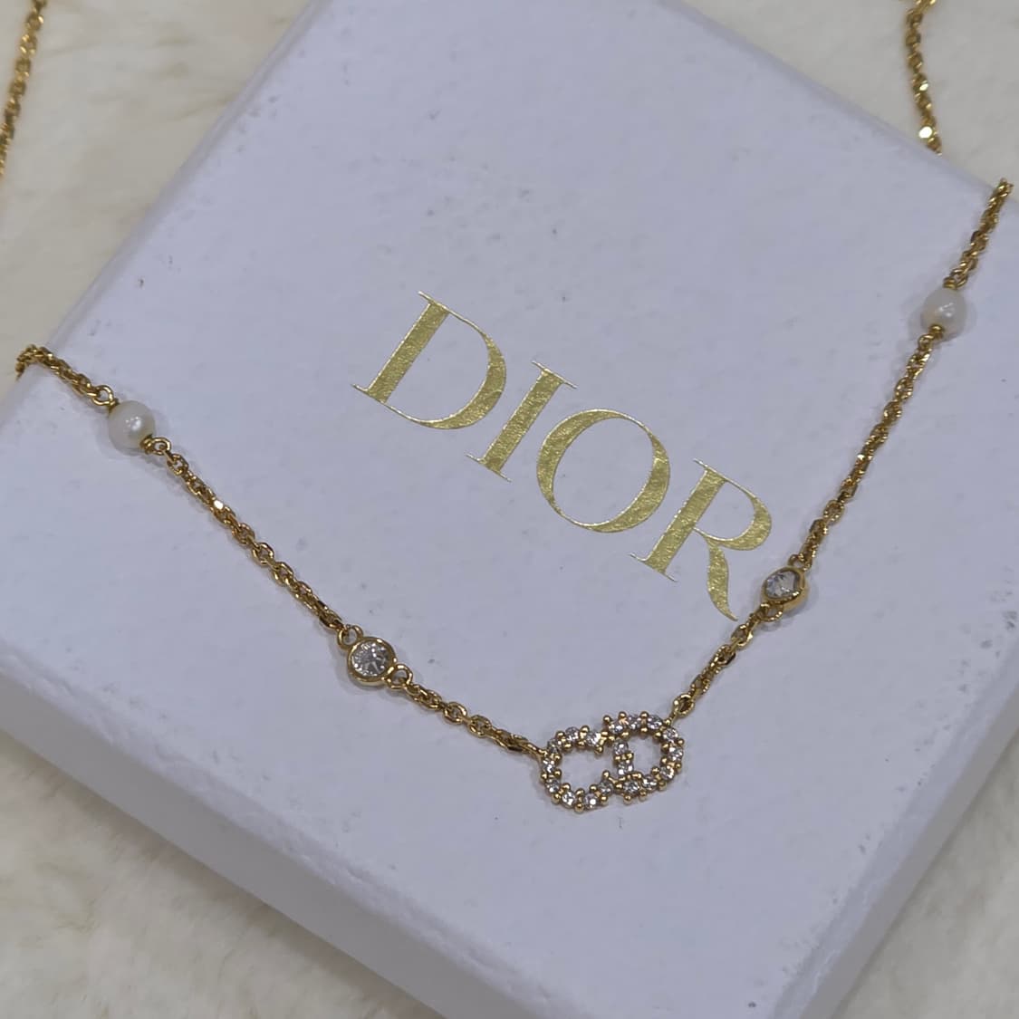 디올 금장 cd로고 클레어 디 룬 목걸이 상품이미지1