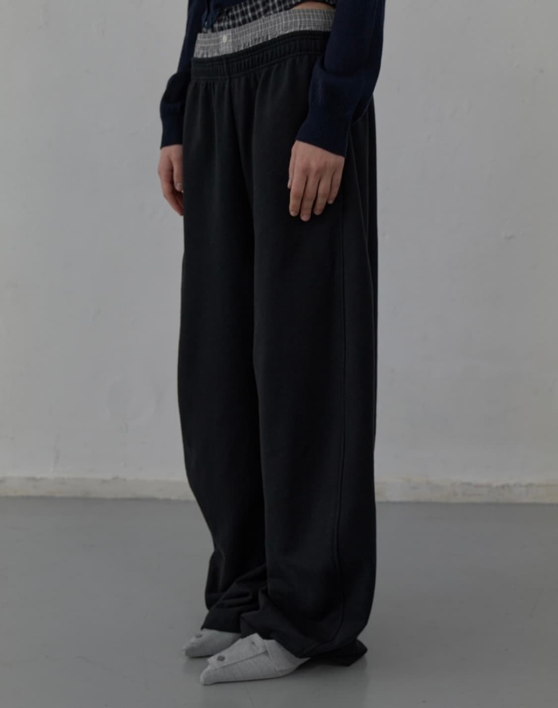 LCDC TM 레이어드 체크 스웻팬츠 블랙 상품이미지3