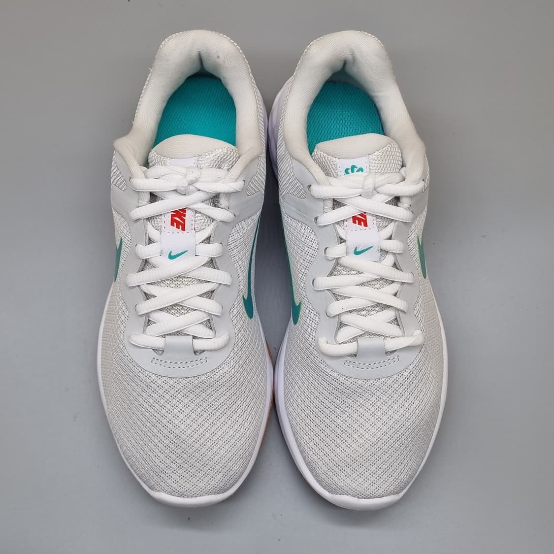 나이키 레볼루션6 여성운동화240  상품이미지2