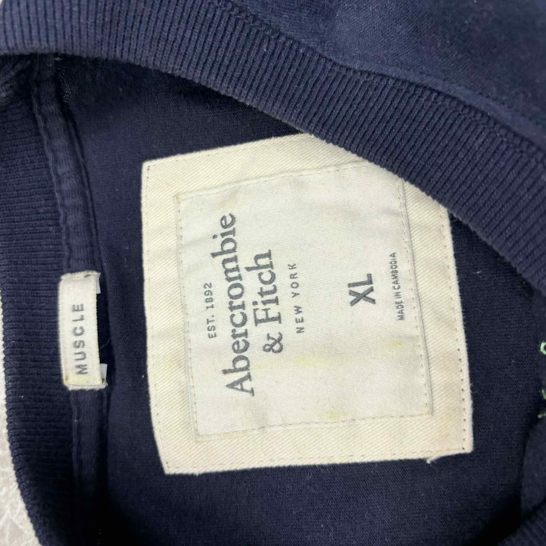아베크롬비 y2k 네이비 올드스쿨 반팔 티셔츠(XL) 상품이미지4