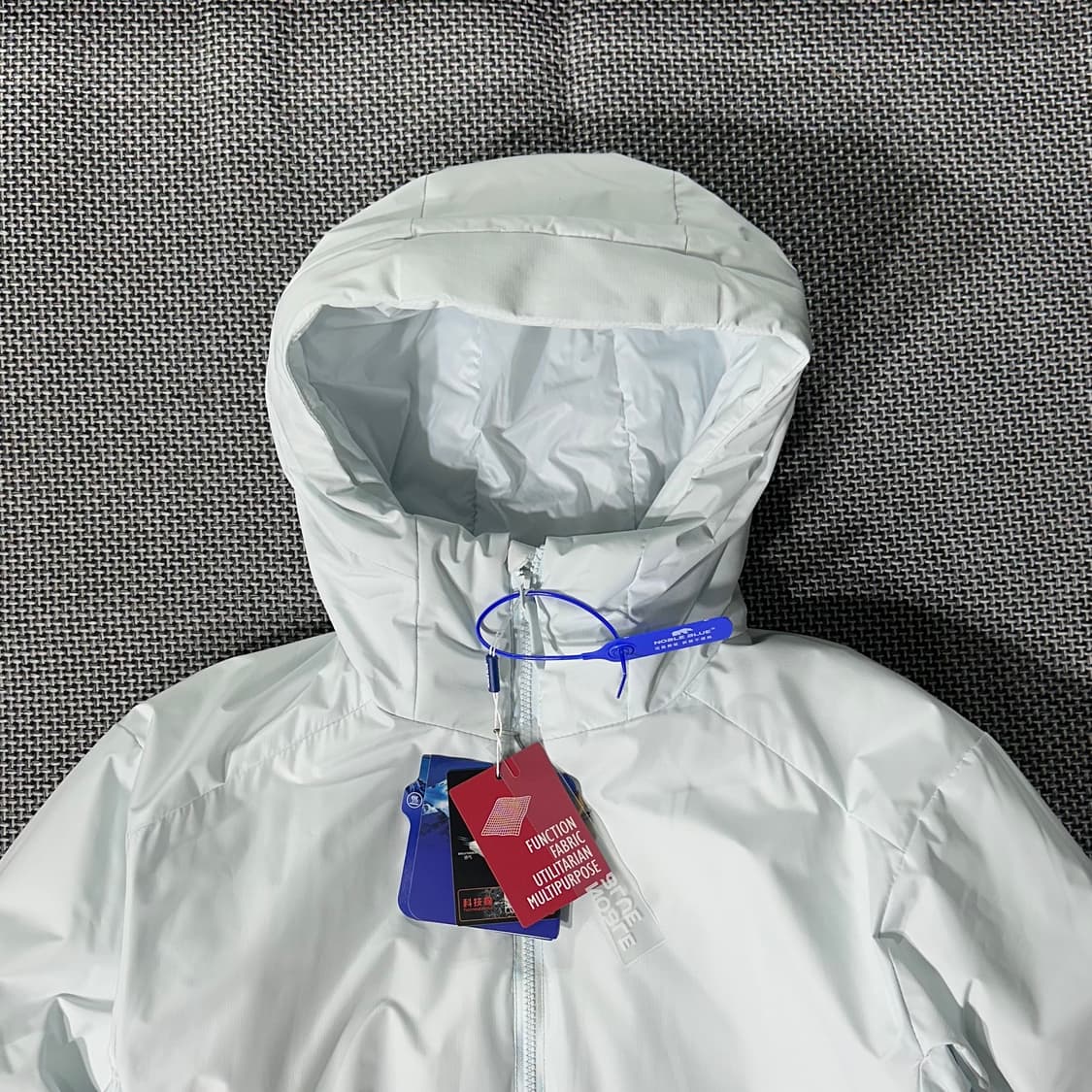 (새상품) 스톤소프트 경량 후드 패딩 점퍼 상품이미지2