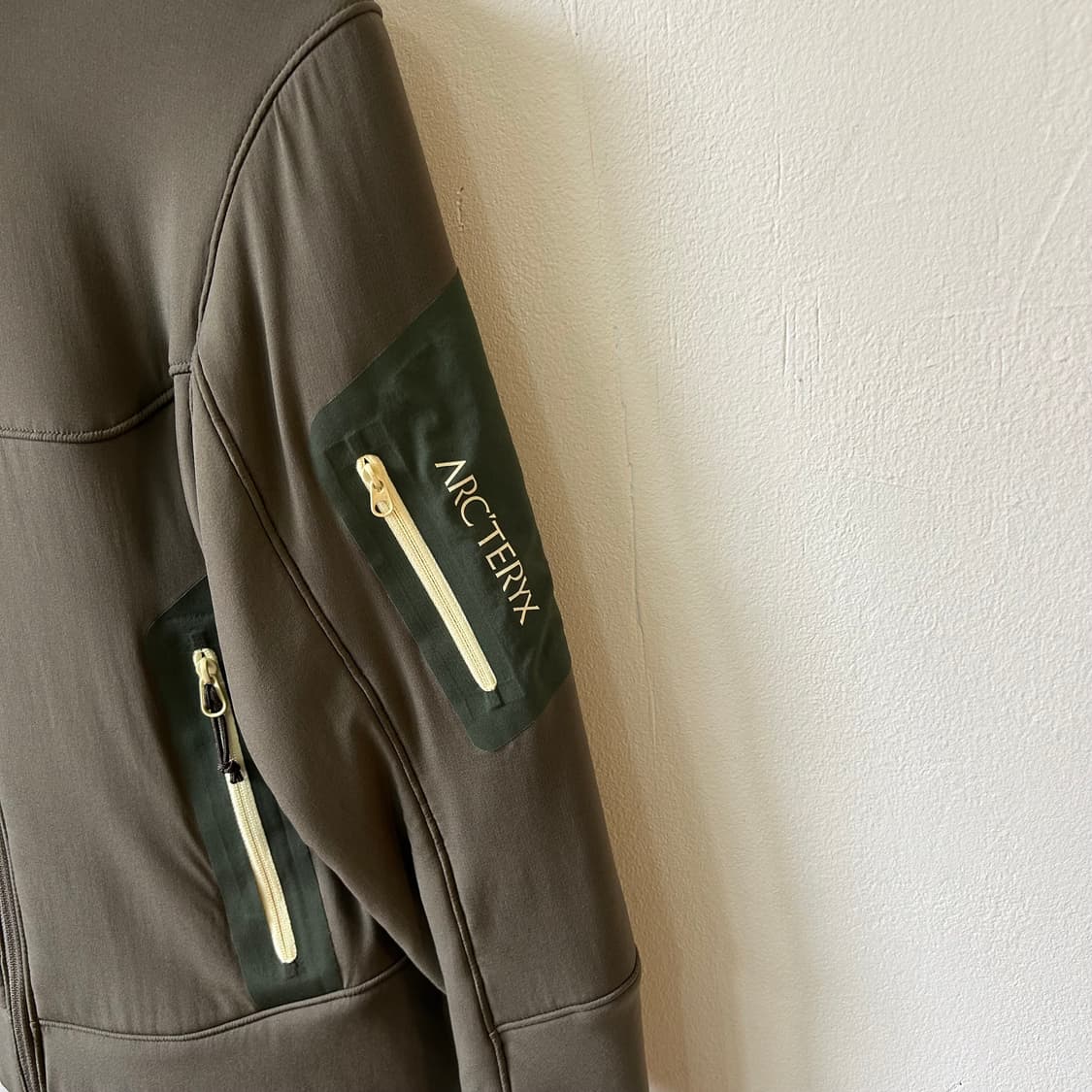 아크테릭스 폴라텍 폴리스 자켓 상품이미지5