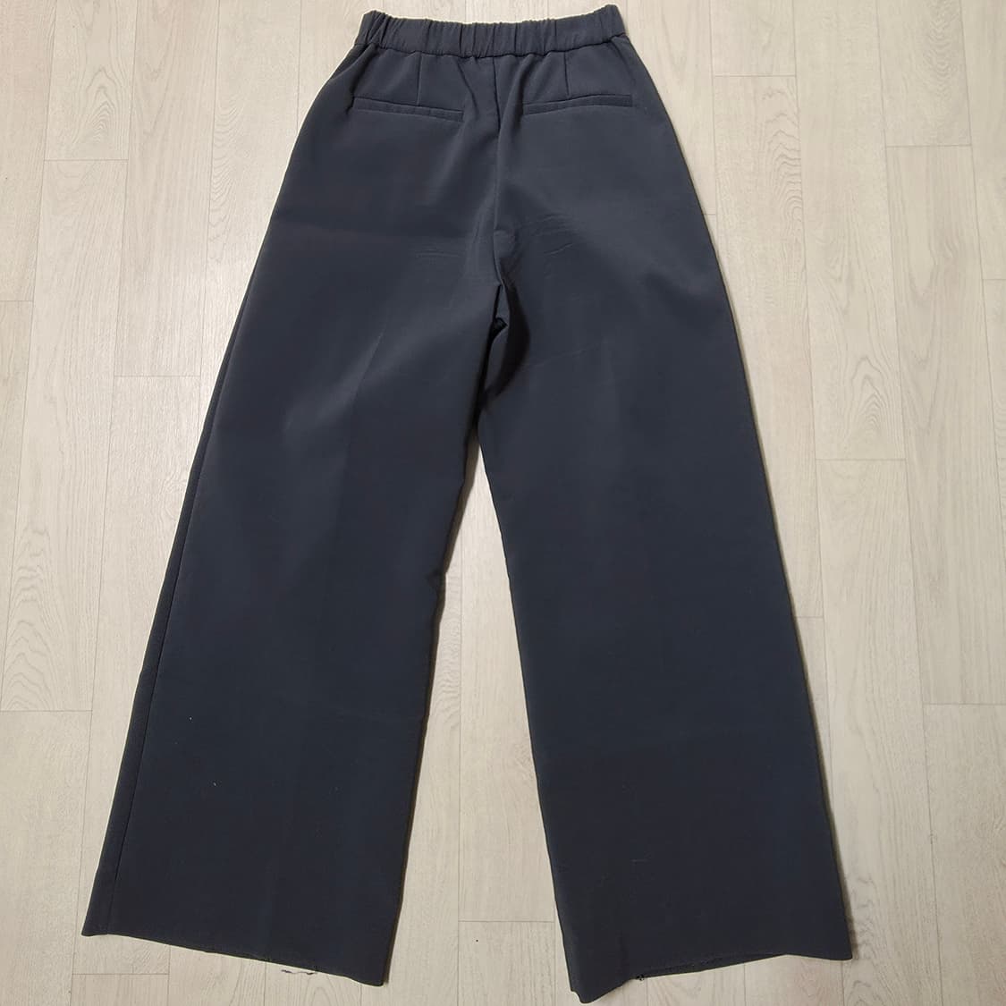 [0] 그라프페이퍼 트리플 클로즈 턱 팬츠 상품이미지7