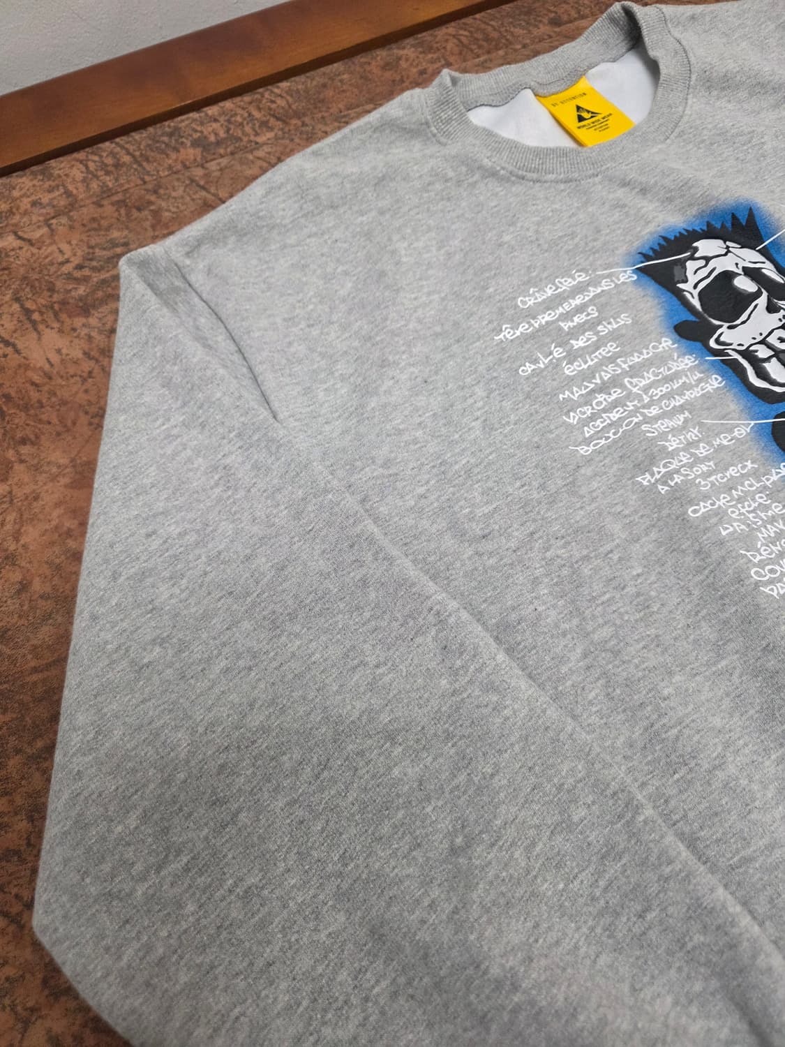 바이어텐션 루즈핏 맨투맨 상품이미지5