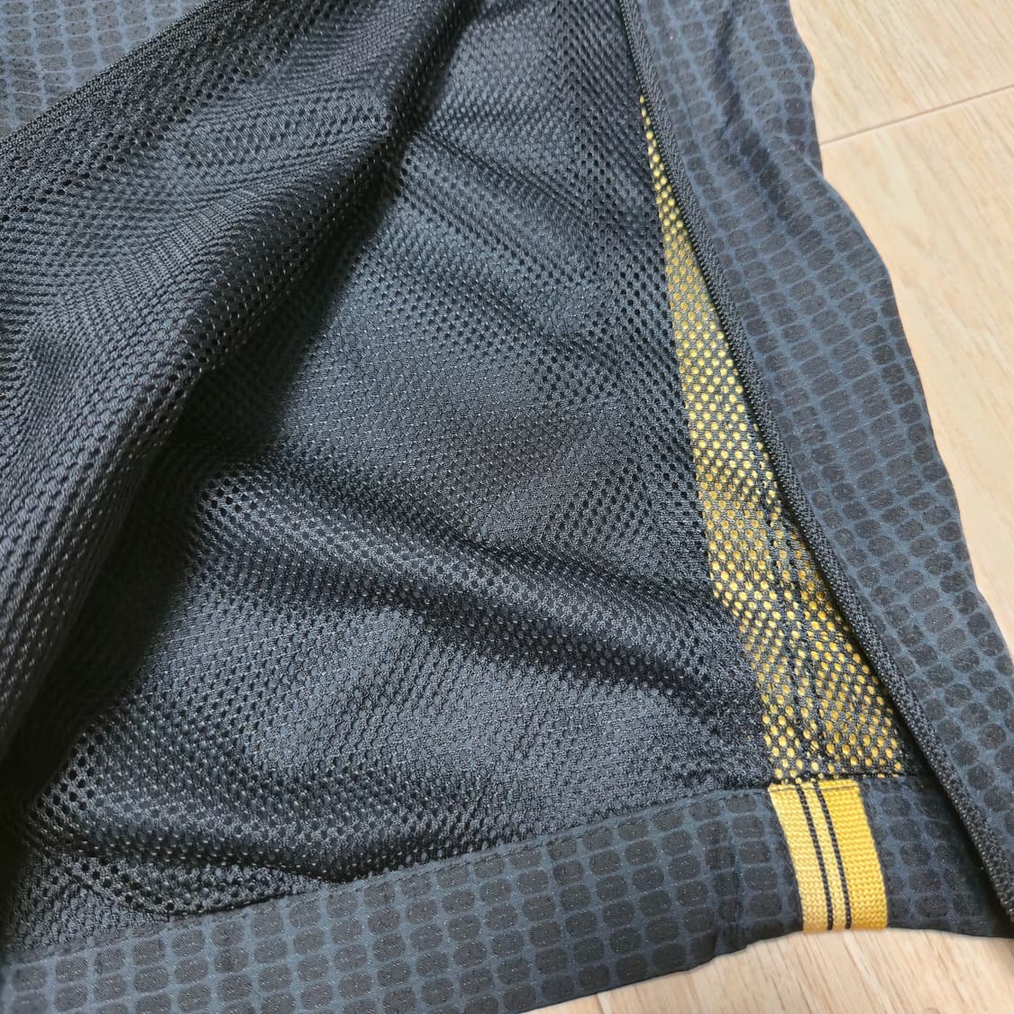 나이키 블랙/골드 체크 트랙 팬츠 상품이미지7