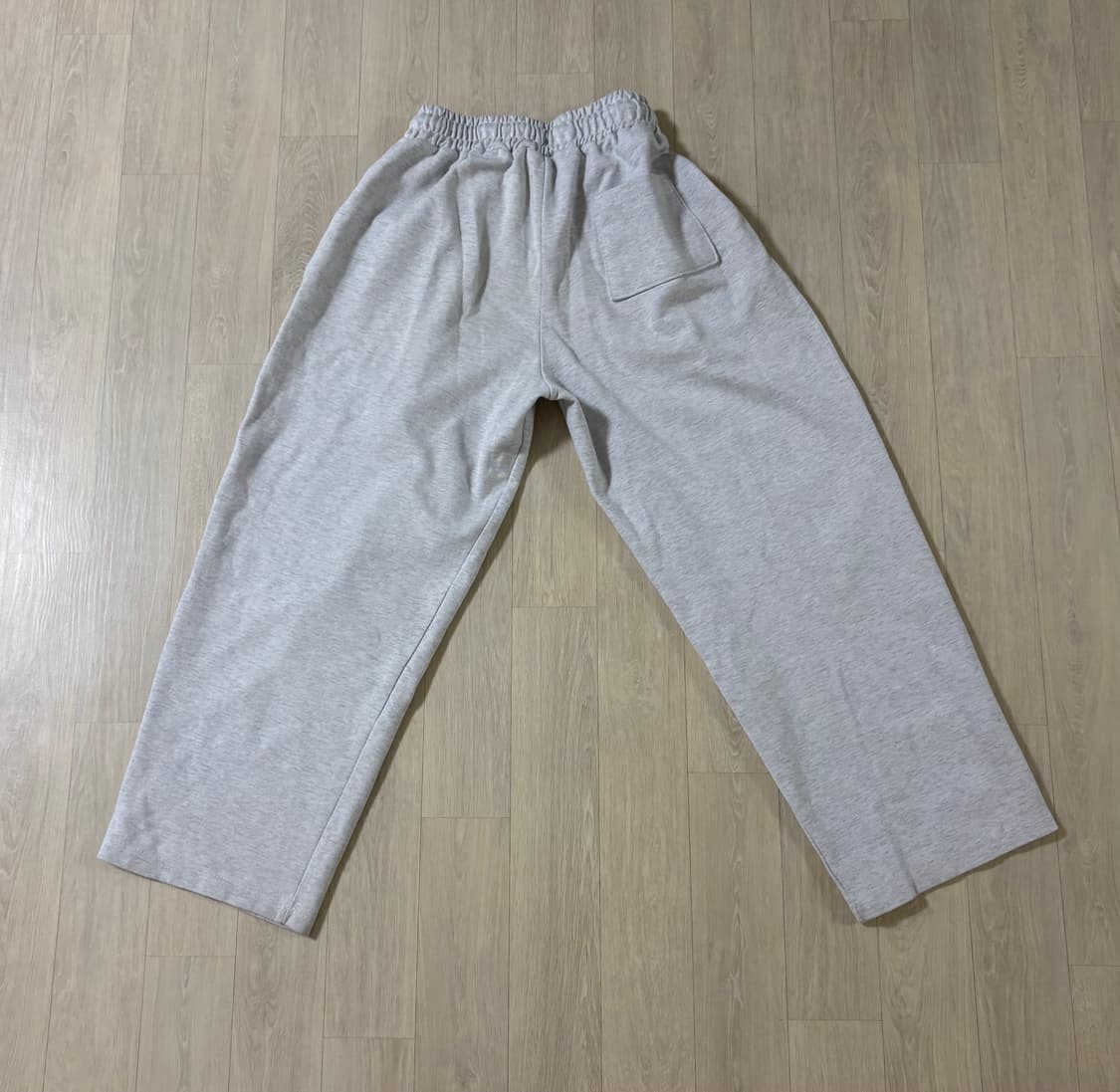 데일리 라이트 그레이 와이드 트레이닝 팬츠 상품이미지2