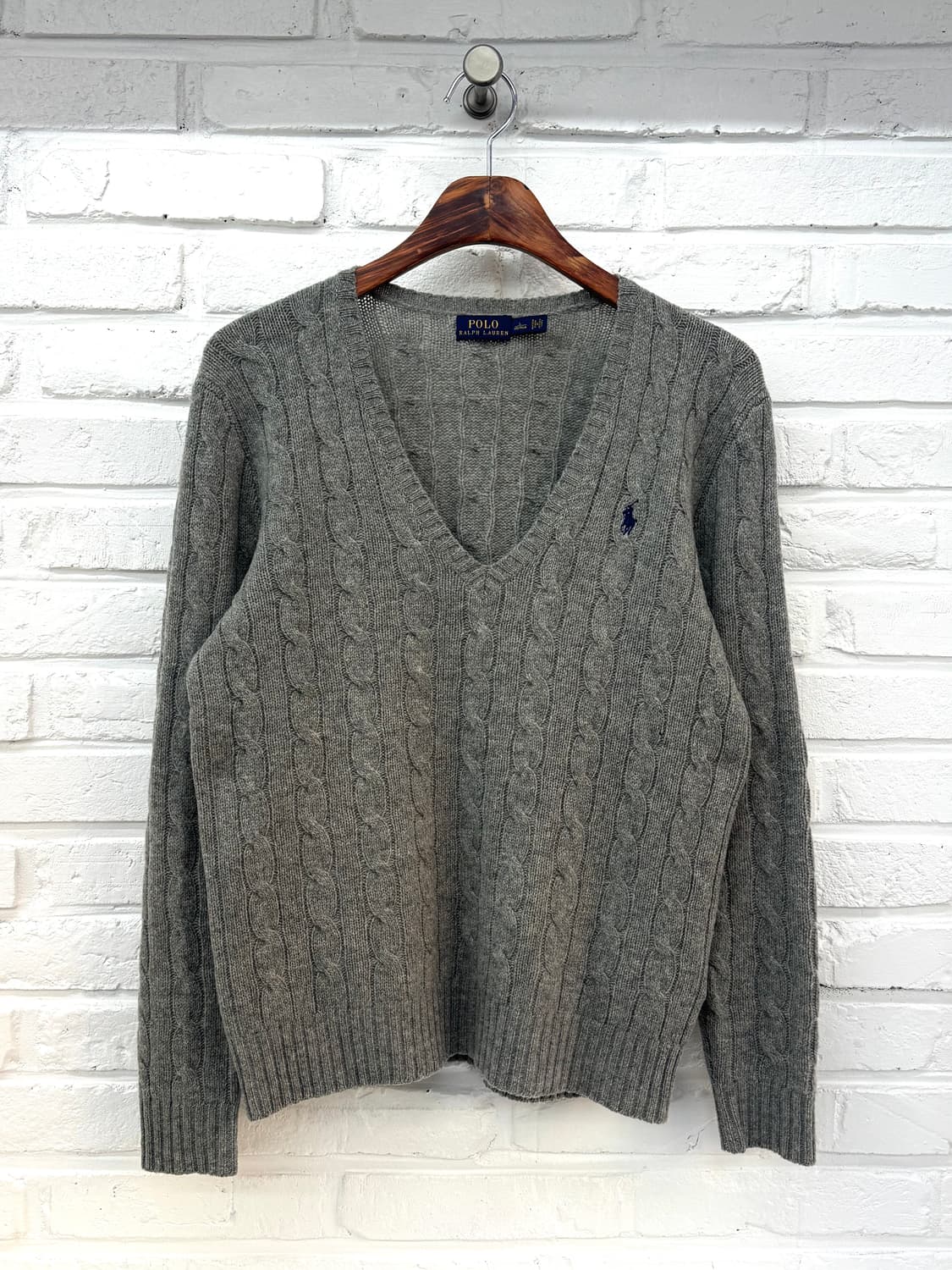 폴로 그레이 꽈베기 니트 상품이미지3