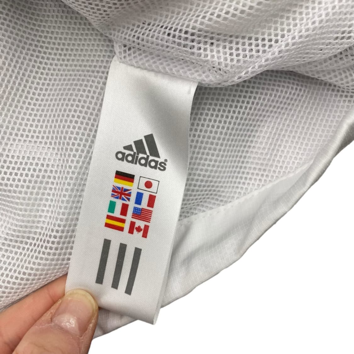 아디다스 에센셜 블랙라인 화이트 바람막이 상품이미지4