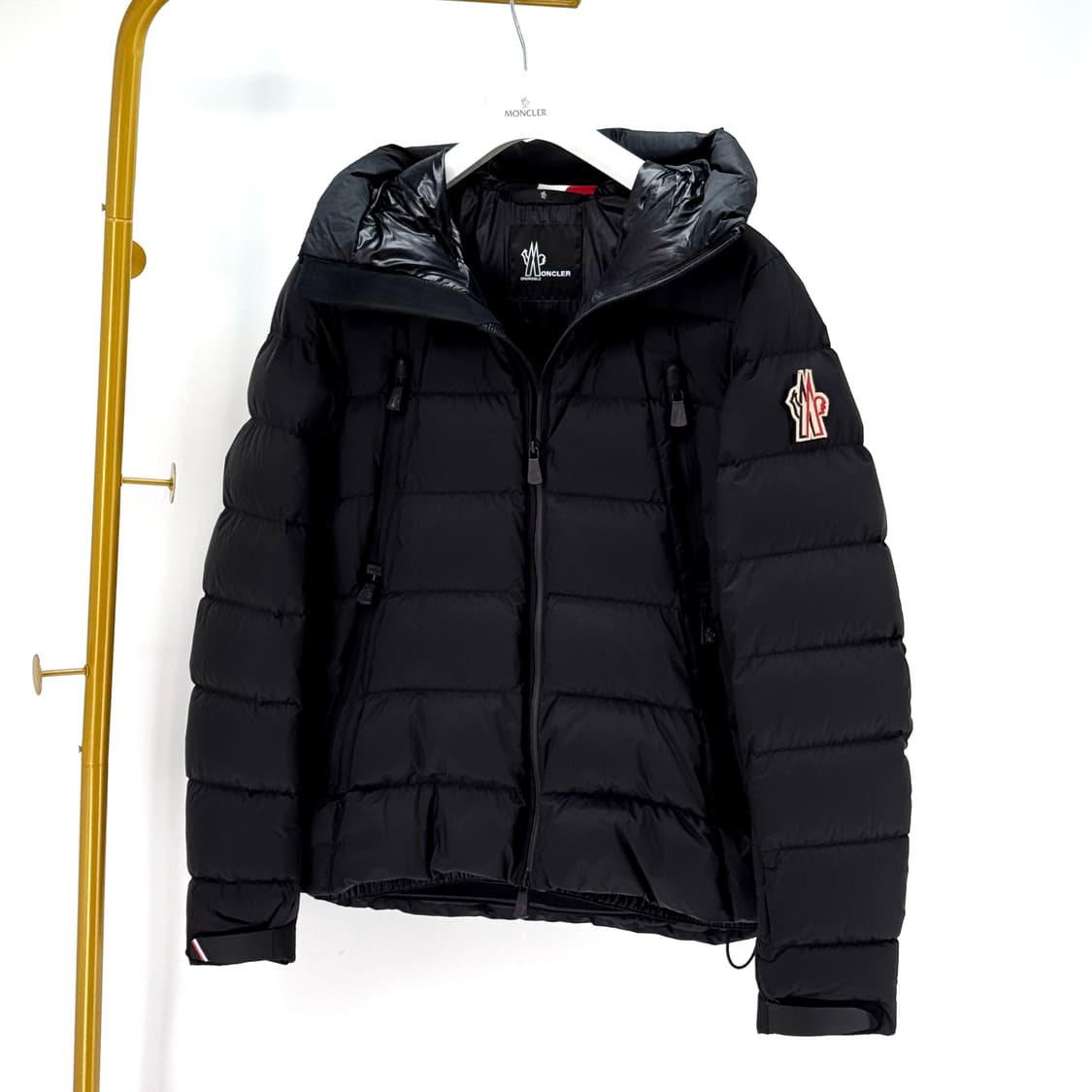 [3사이즈] 몽클레어 카무락 패딩 후드 점퍼 블랙 (1A50540) 상품이미지2