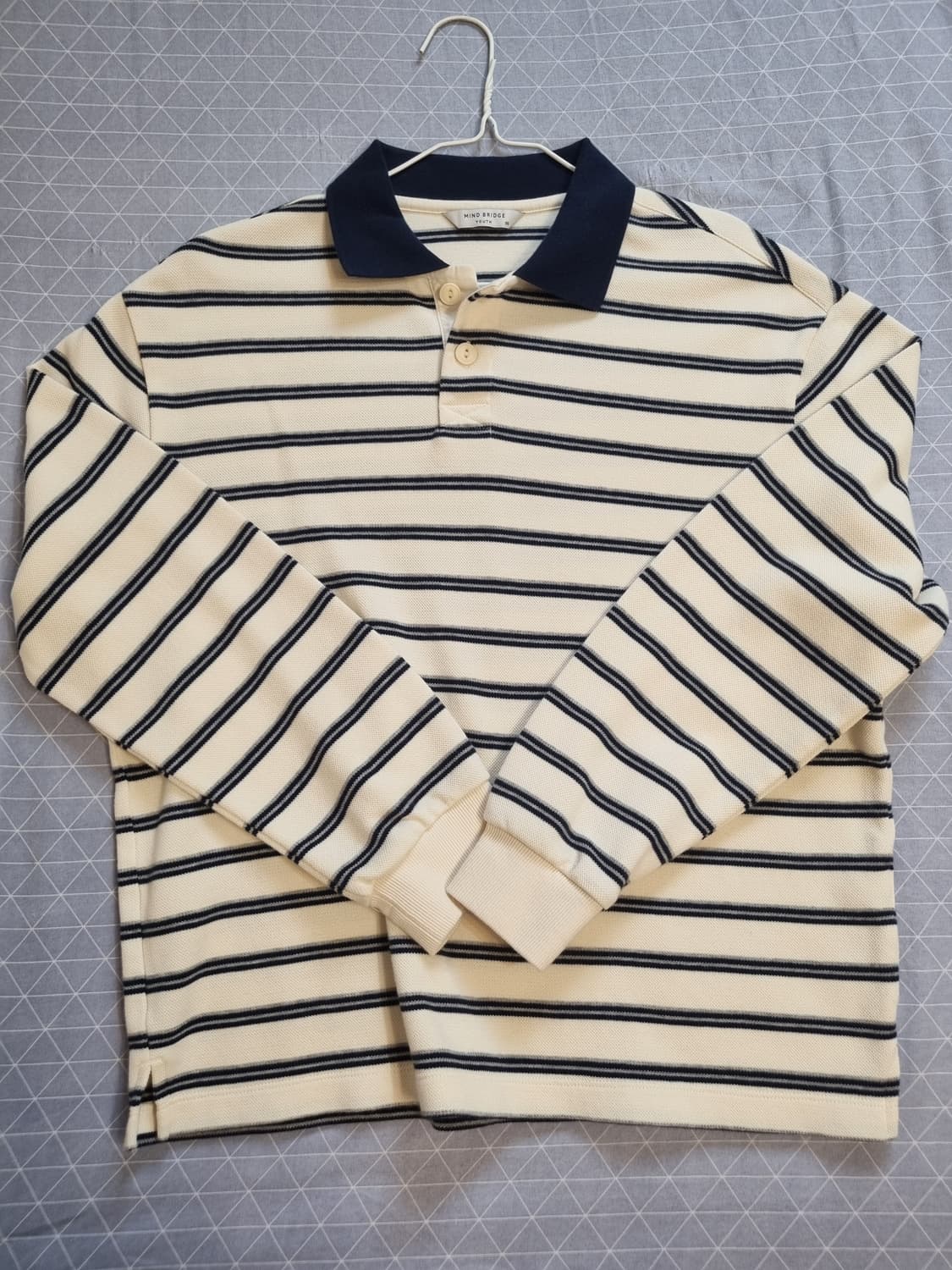 마인드브릿지 카라 배색 오버핏 스트라이프 티셔츠 상품이미지1