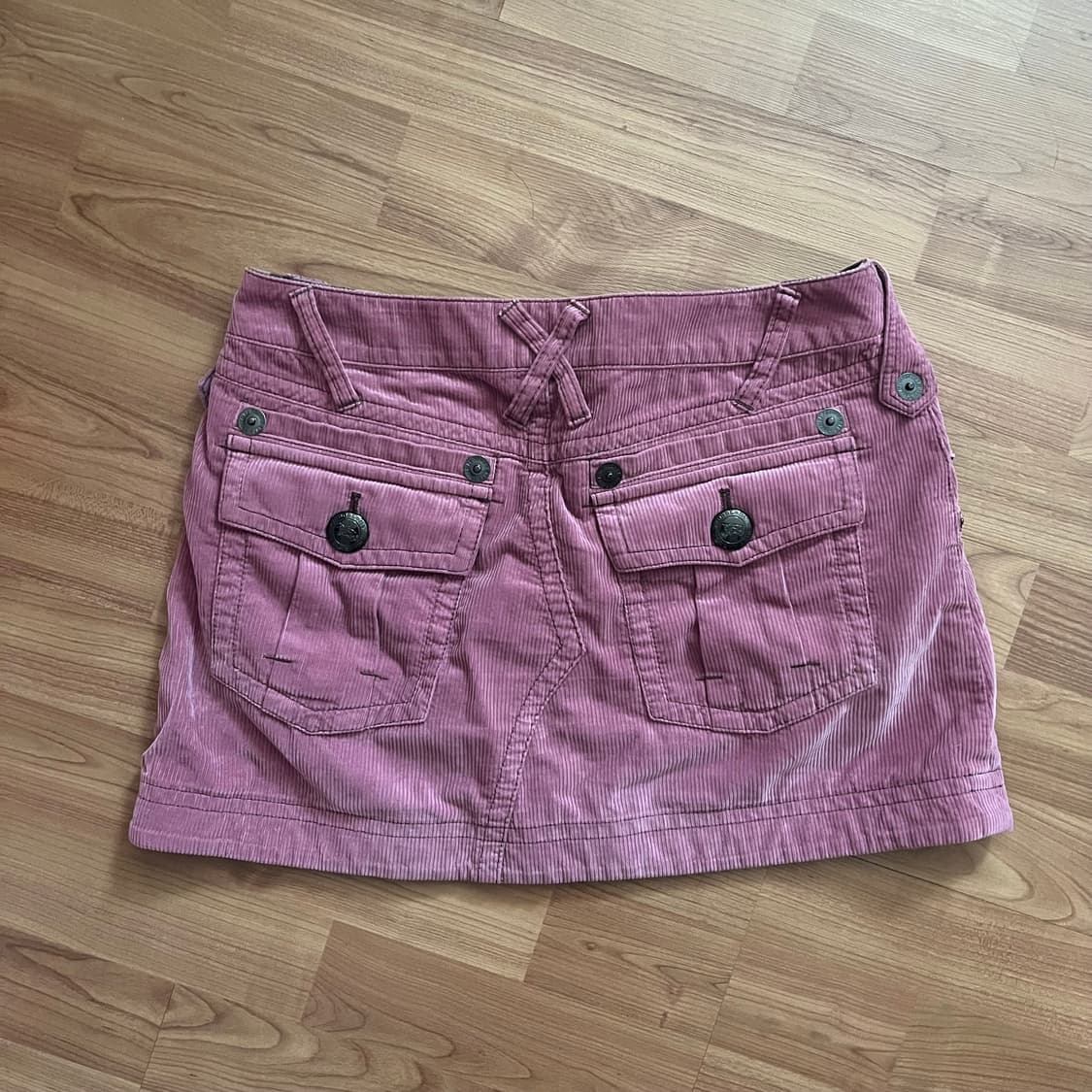 버버리 코듀로이 스커트 상품이미지5