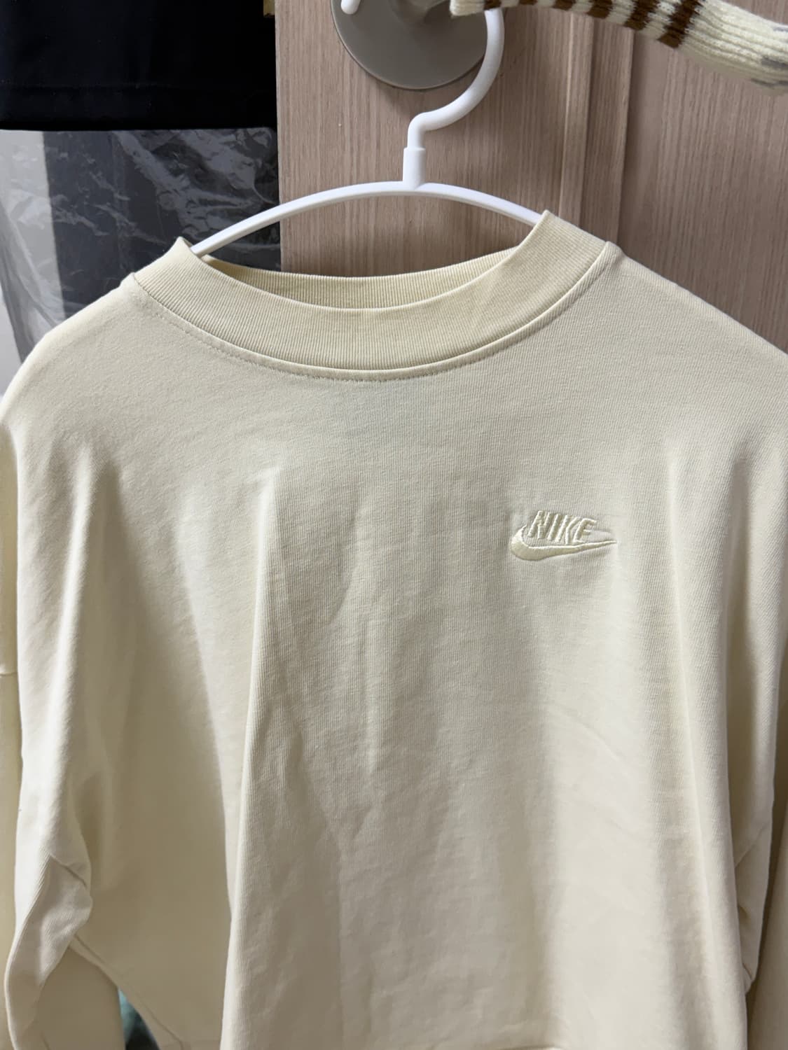 나이키 크롭 맨투맨 S 상품이미지2