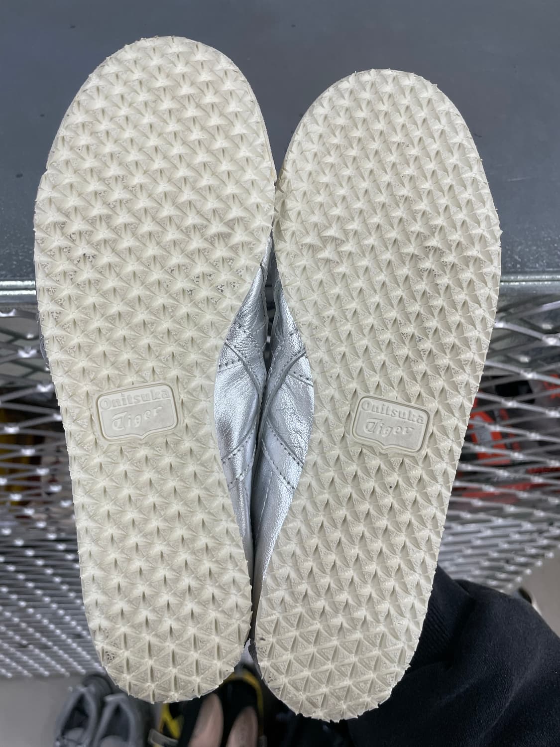 오니츠카 타이거 멕시코 66 SD 실버 235 상품이미지6