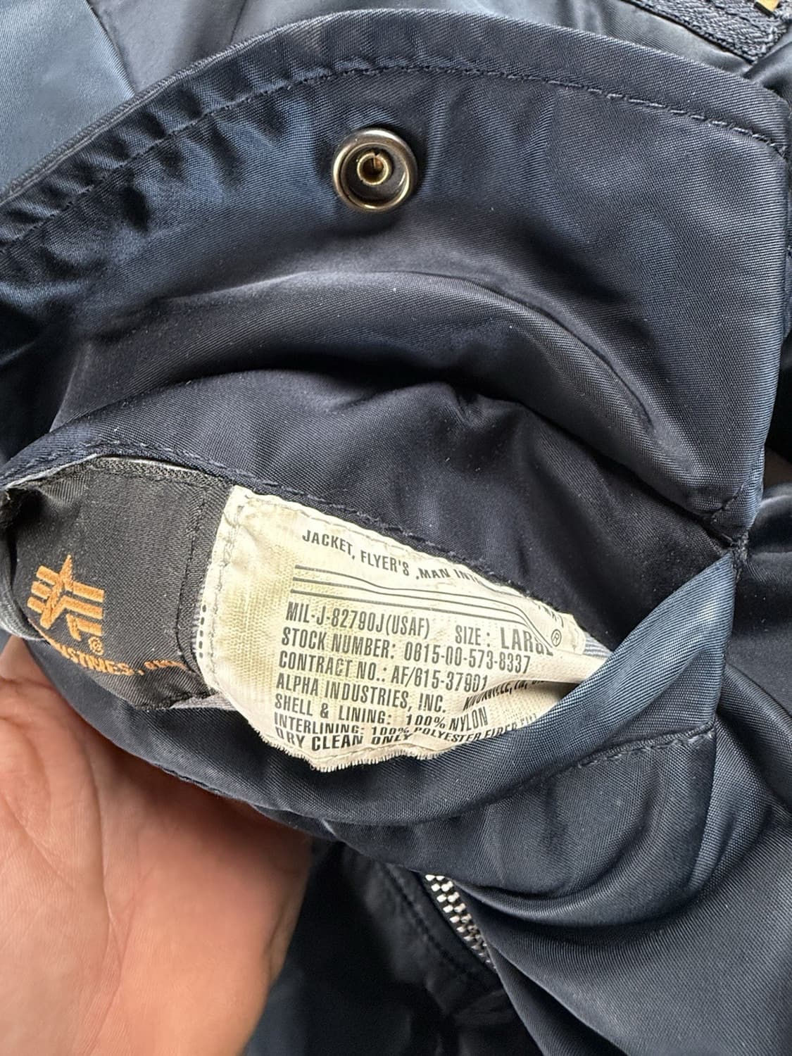 80s 미공군 납품용 알파인더스트리 MA-1 플라이트자켓 네이비 상품이미지3
