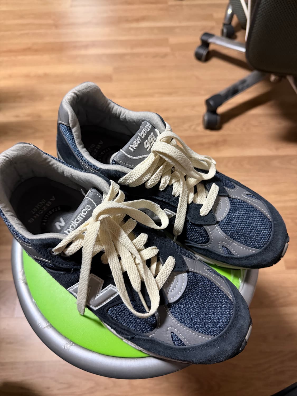 뉴발란스 991 네이비 상품이미지1