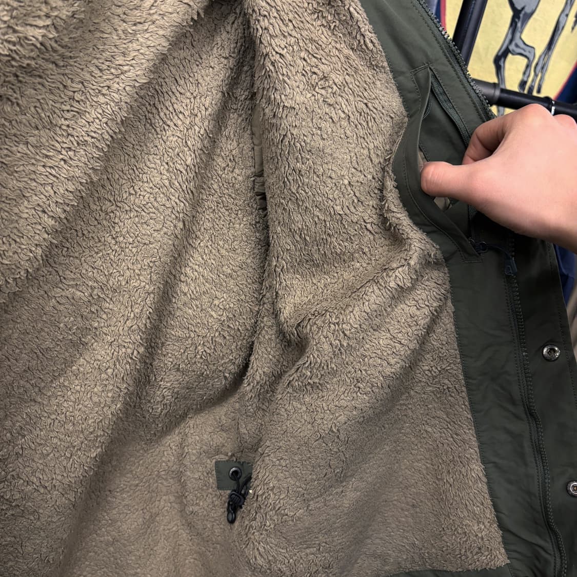 파타고니아 이스머스 마운틴파카 쉐르파 안감 탈부착 후드 N591 상품이미지6