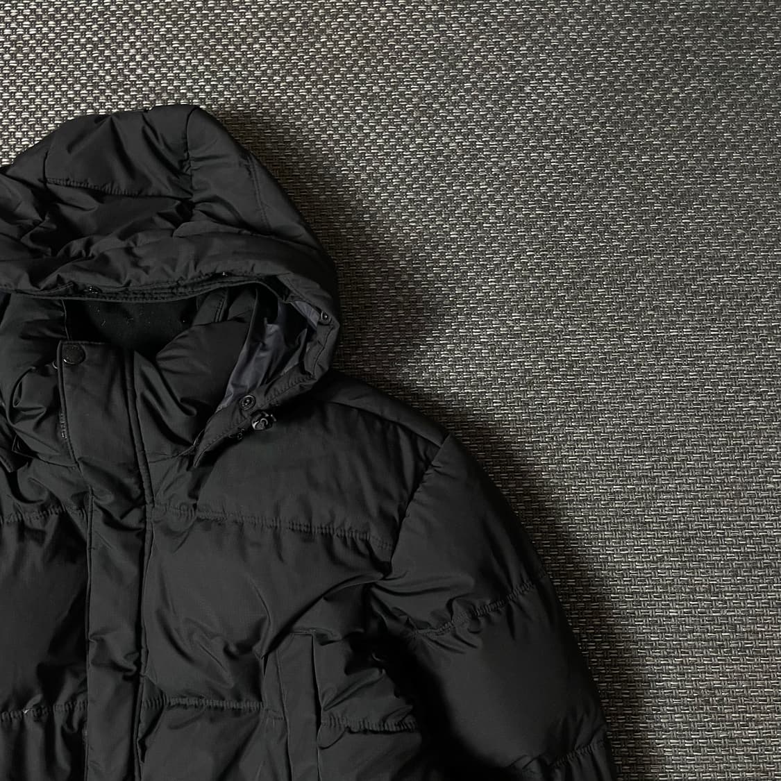 몽벨 블랙 멀티포켓 구스 다운 패딩 105 상품이미지3