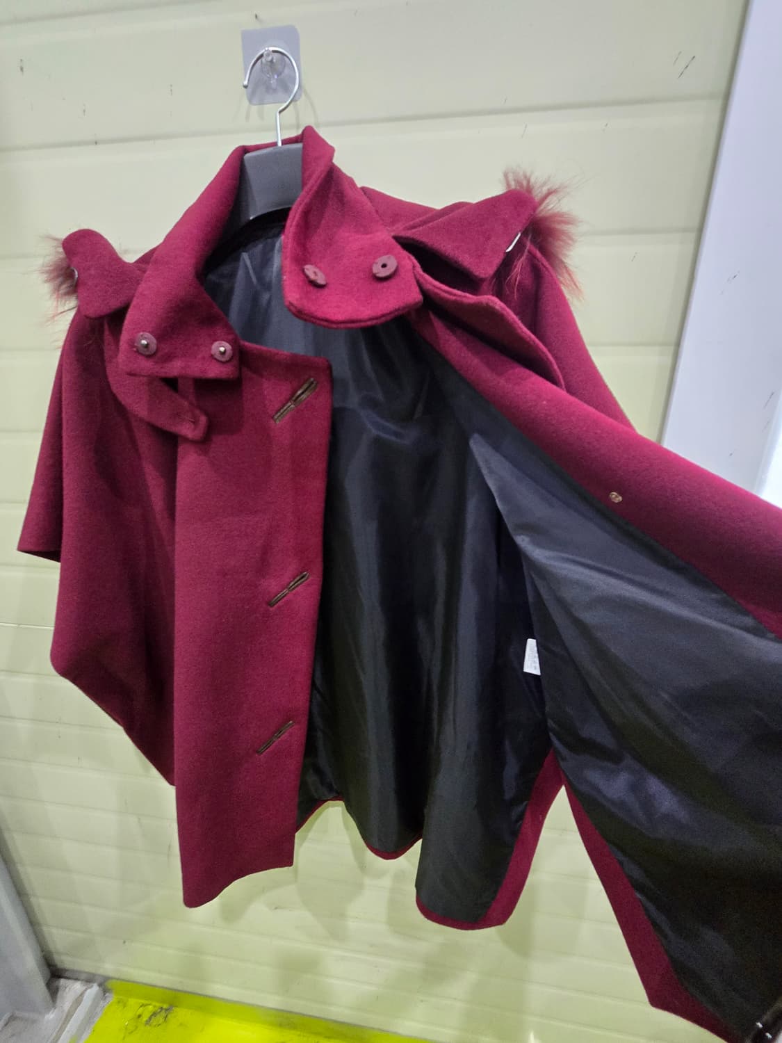 버건디 케이프 모직 코트 FREE 상품이미지8