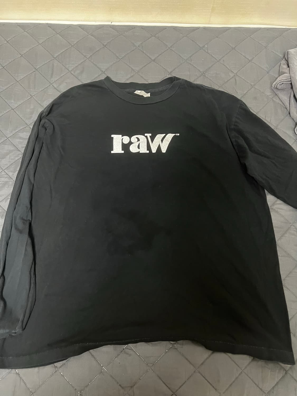 블라인드파일즈 raw 롱슬리브 블랙 (1) 판매 상품이미지1