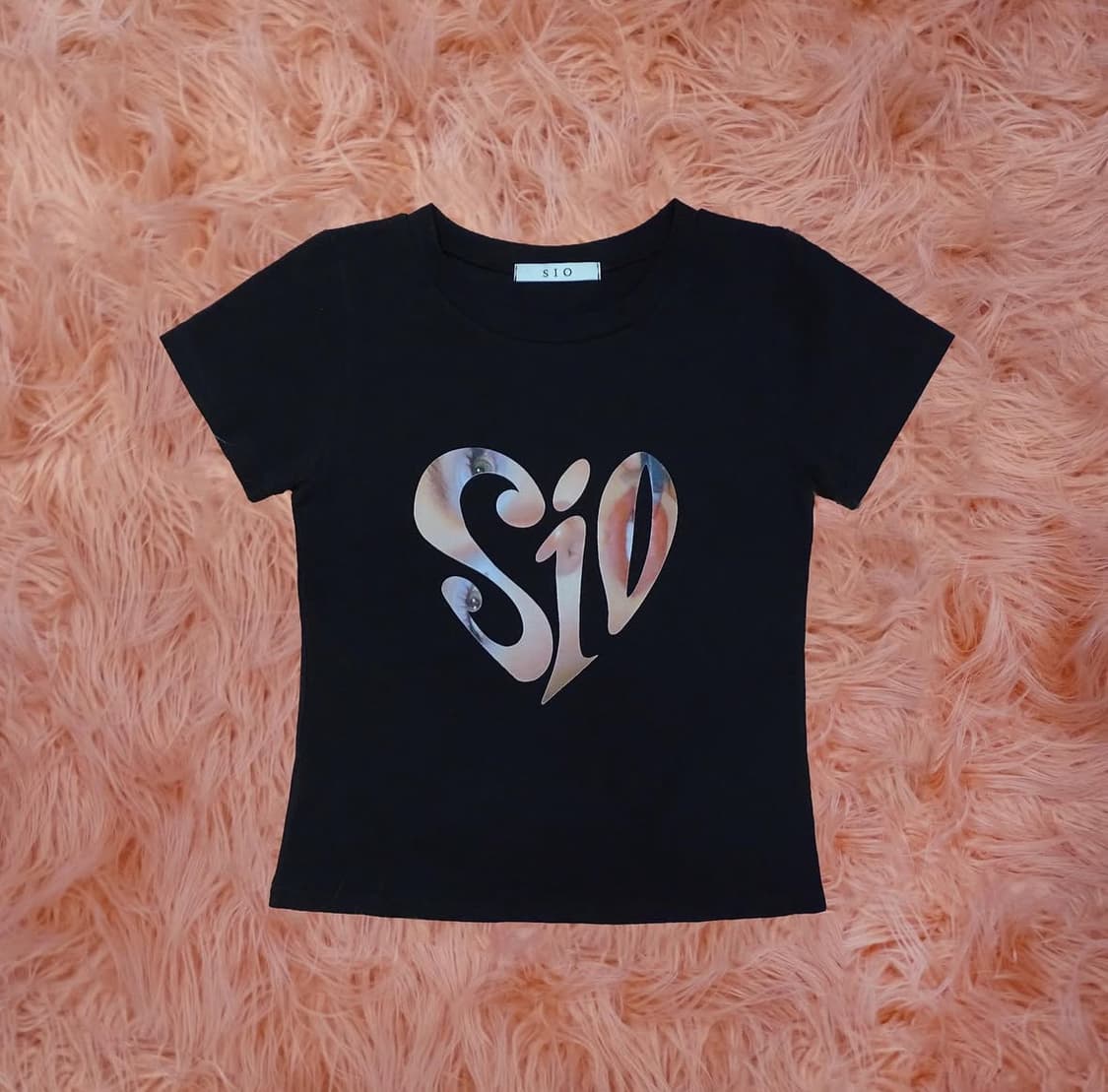 SIO HEART LOGO T-SHIRT 시오 하트 로고티 상품이미지1