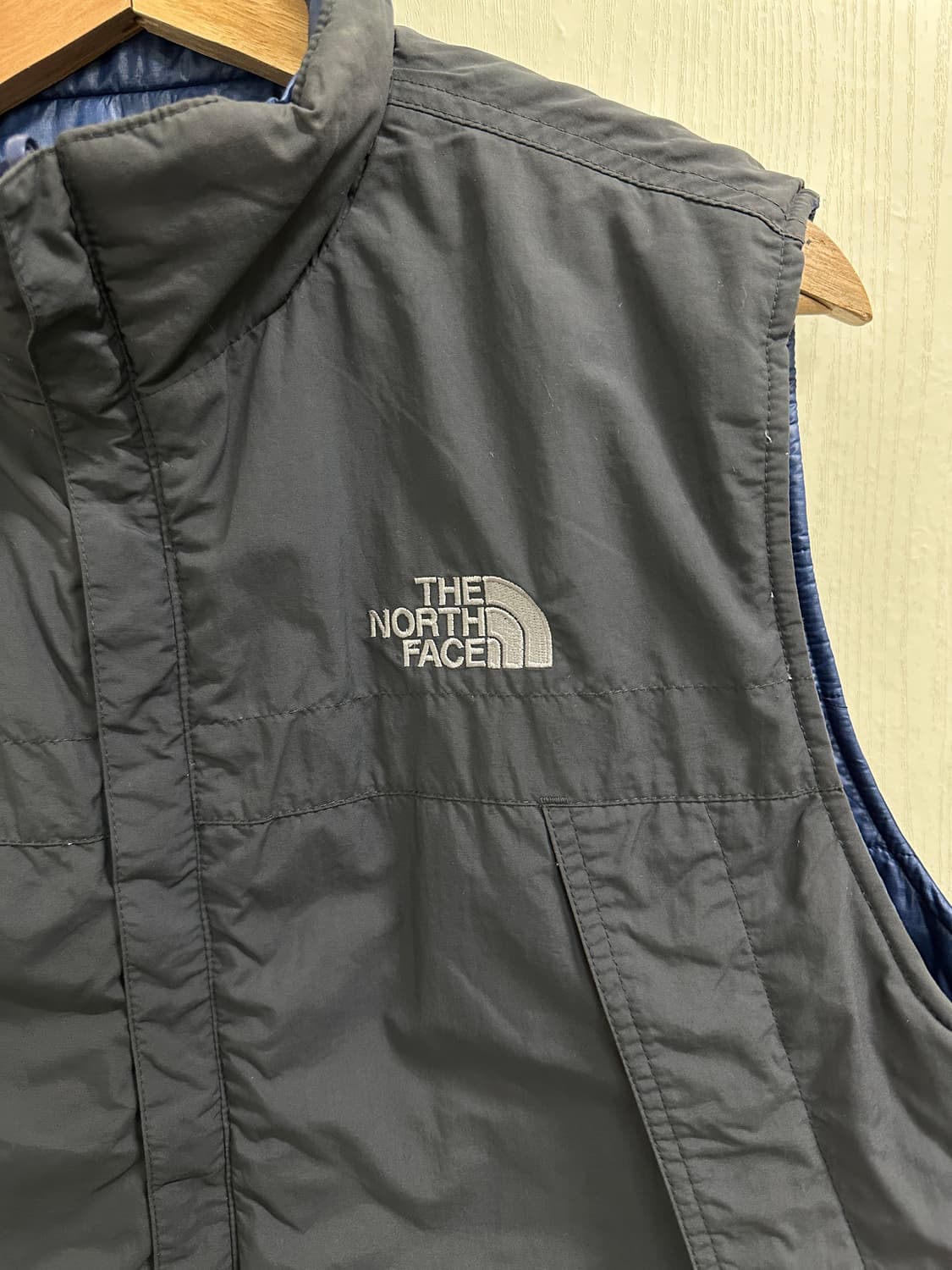 노스페이스 남성 양면 패딩 조끼 100 상품이미지5