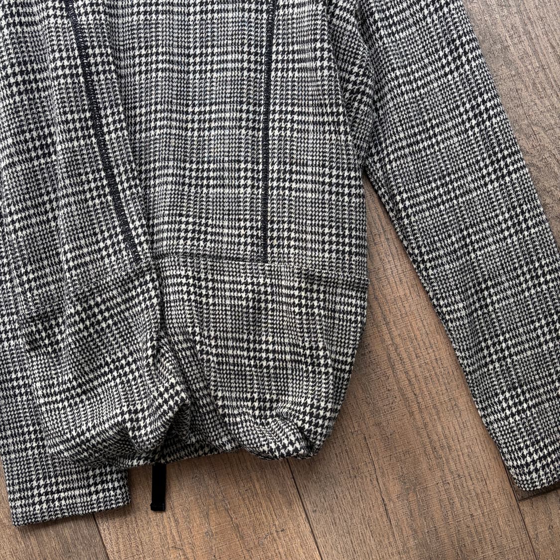 Houndtooth Shirring Transformed Blouse 상품이미지5