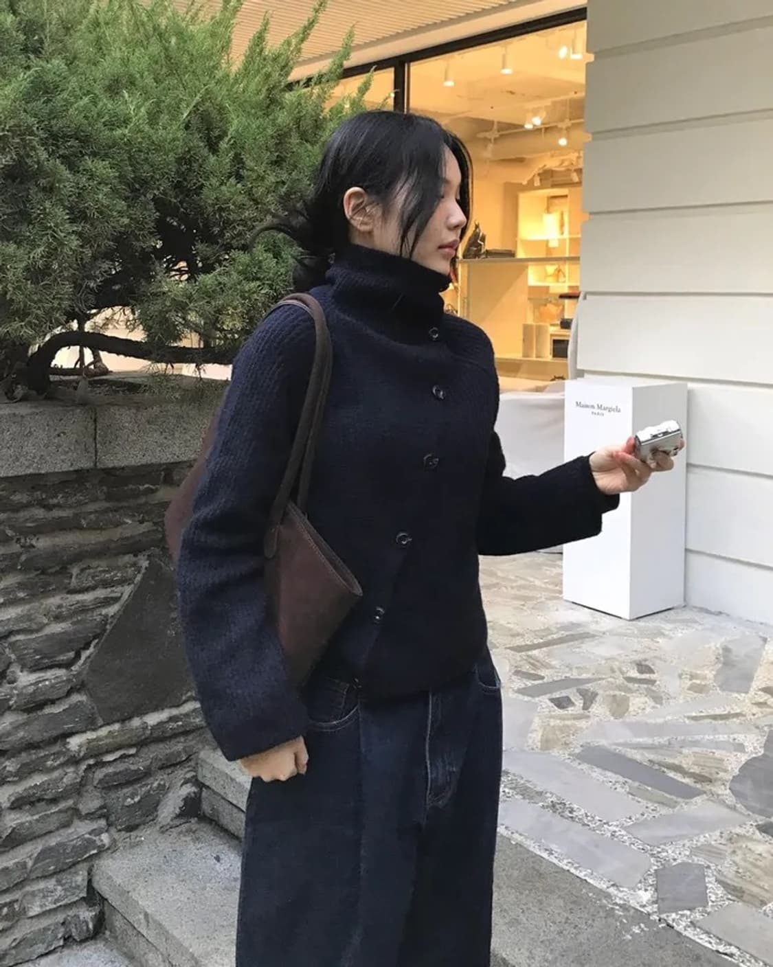 메리노울 터틀넥 버튼 하이 목폴라 니트 가디건 네이비 상품이미지4