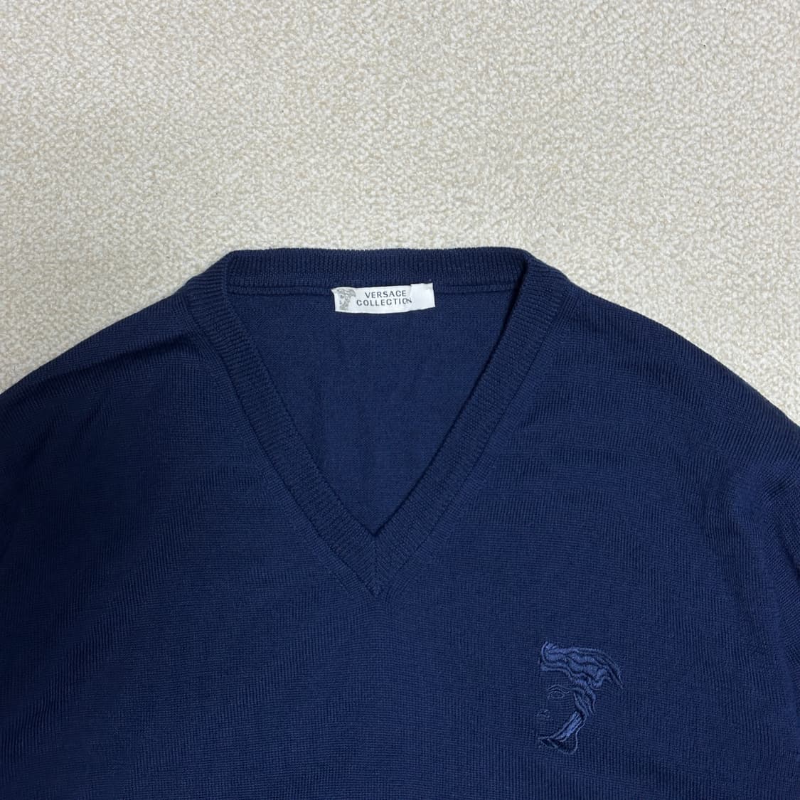 베르사체 컬렉션 브이넥 울 니트 상품이미지5