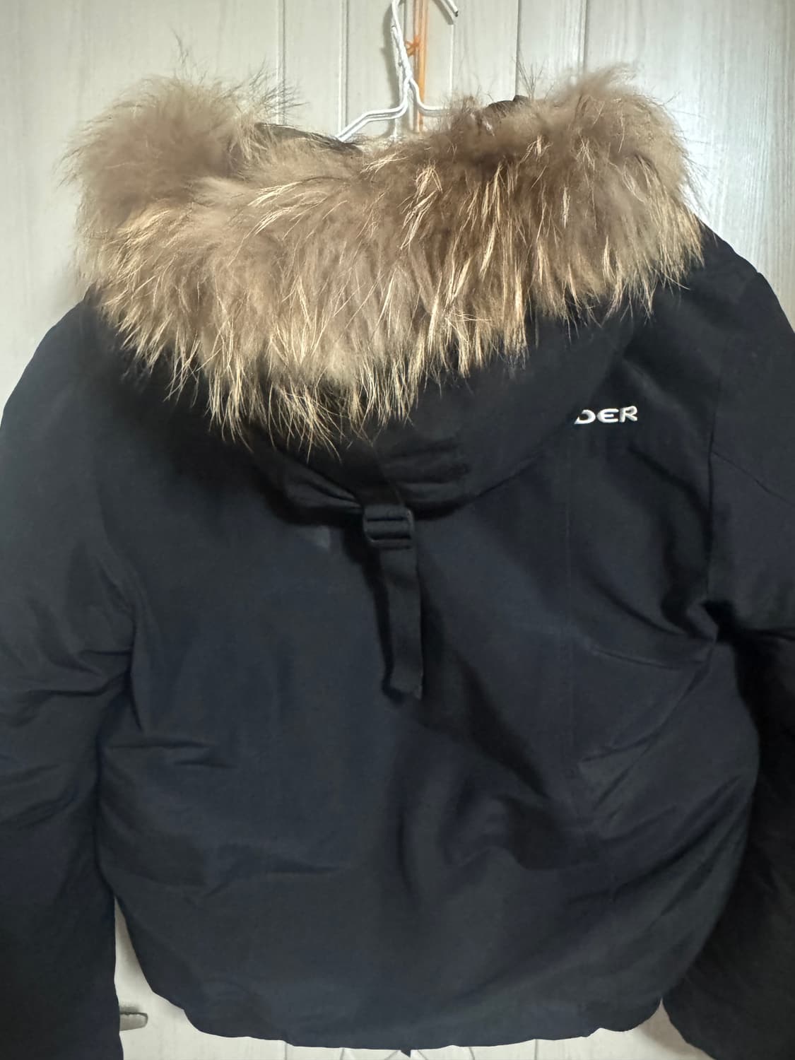 아이더 스투키 패딩 L (상태 최상) 상품이미지4