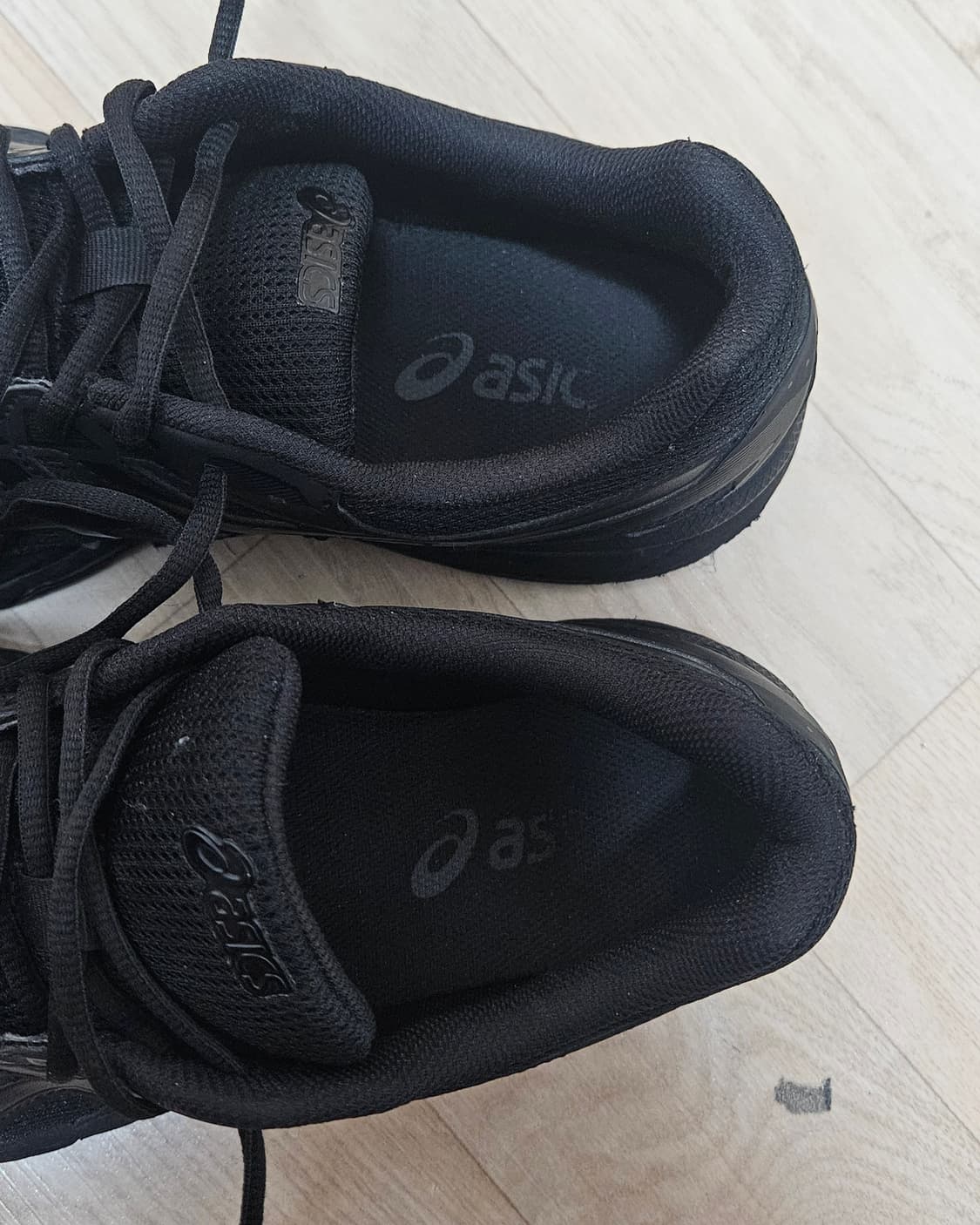 아식스 조그100 와이드 4e 275 판매합니다. 상품이미지4