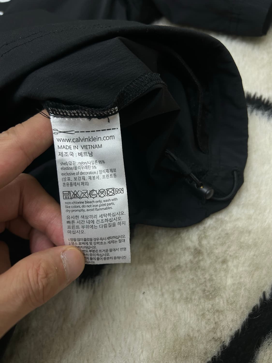 [M]캘빈클라인 퍼포먼스 나일론 반팔/블랙/스판 상품이미지4