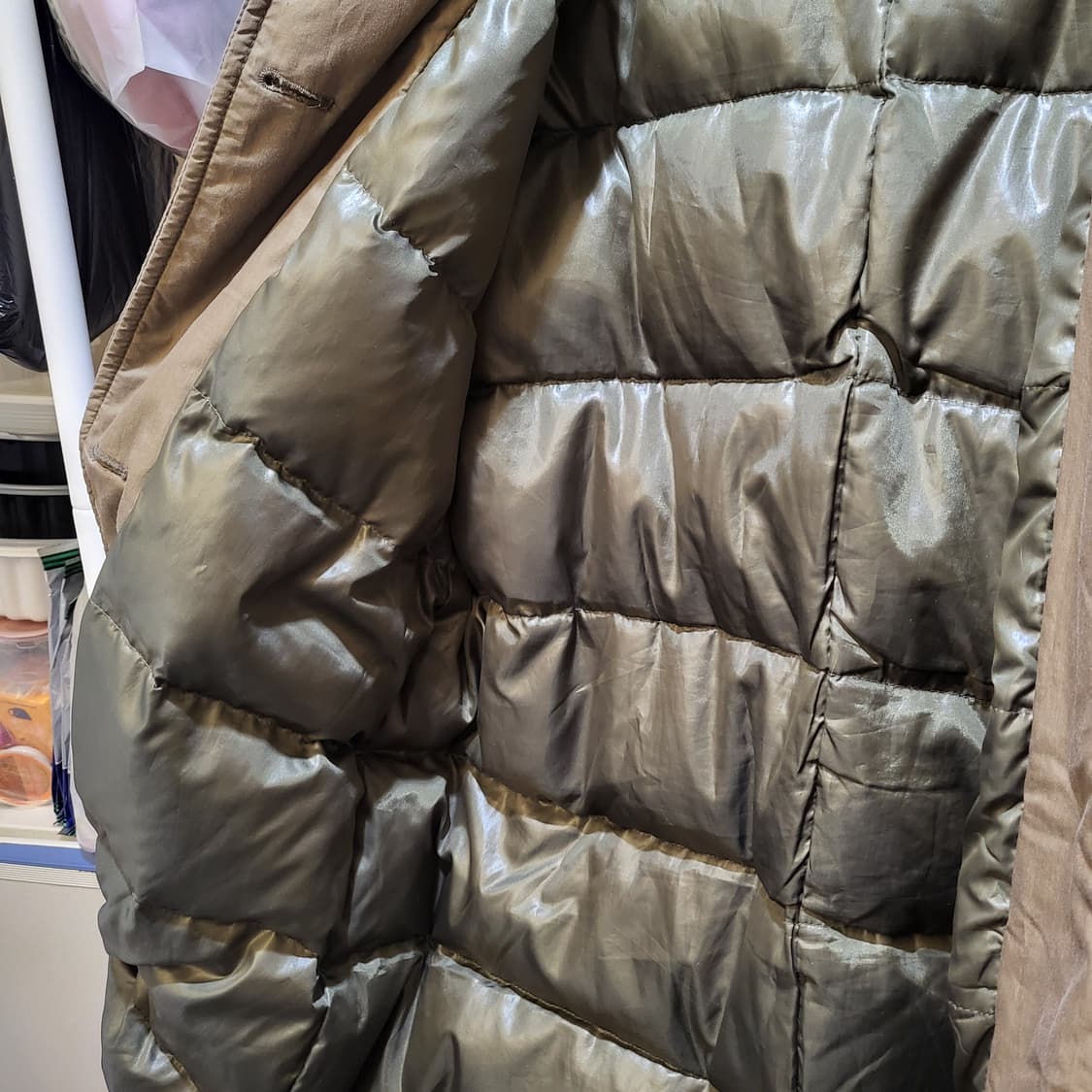 아떼 바네사브루노 후드 롱 패딩 점퍼 카키 상품이미지5