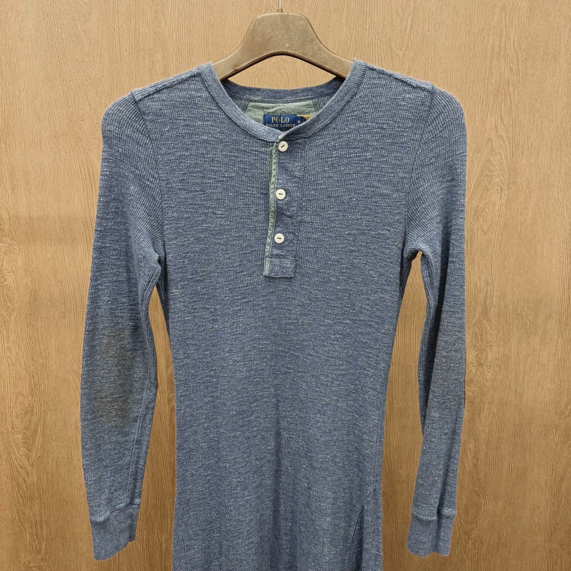 폴로 랄프 로렌 니트 롱 원피스 헨리넥 엘보 패치 슬림핏 라이트 블루 상품이미지4