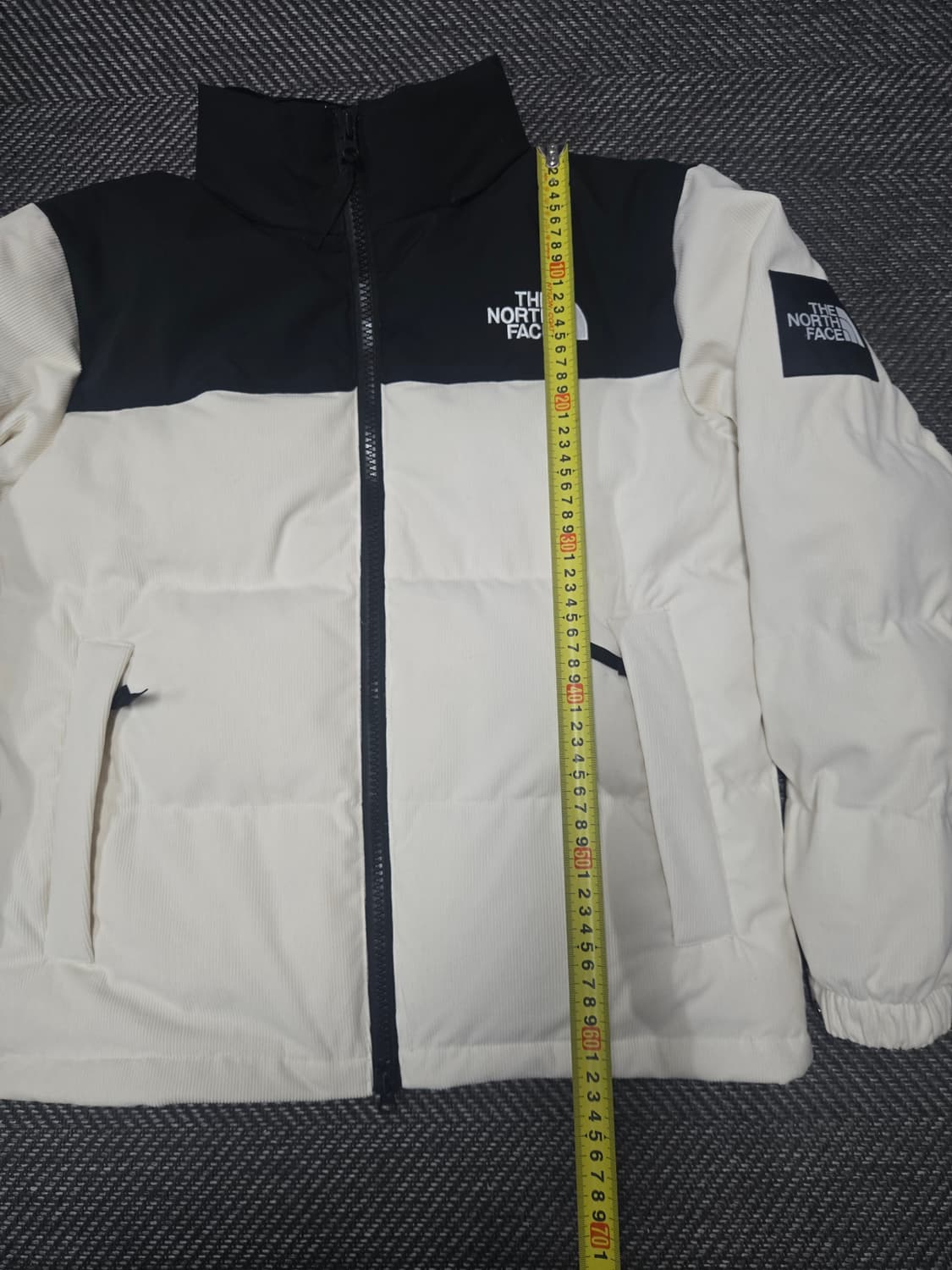 노스페이스 공용 눕시 코듀로이 구스다운 패딩 화이트라벨 상품이미지9