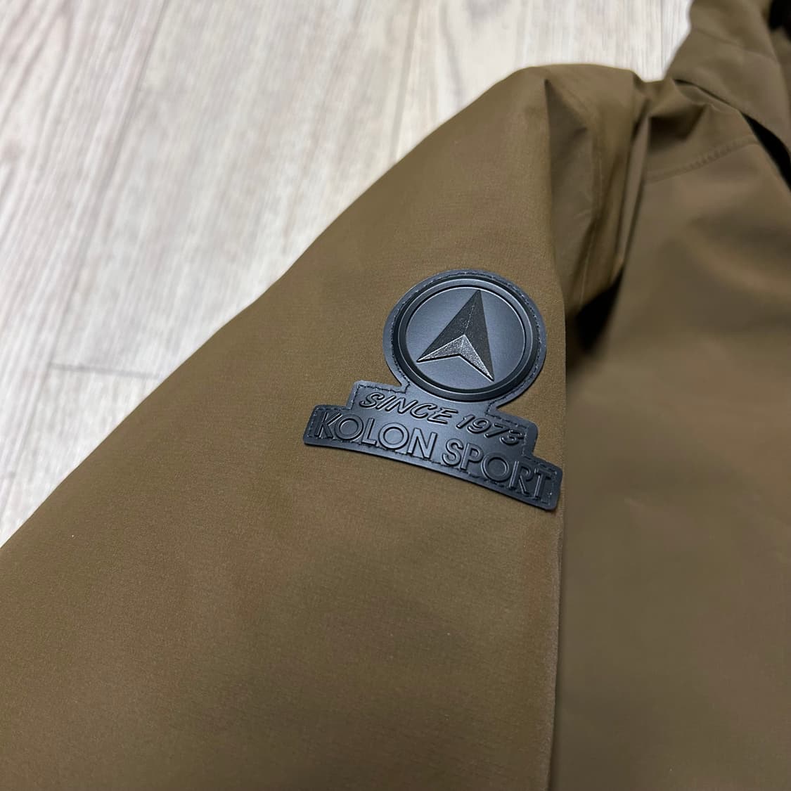 코오롱 2겹 고어텍스 자켓 경량패딩 105 상품이미지3