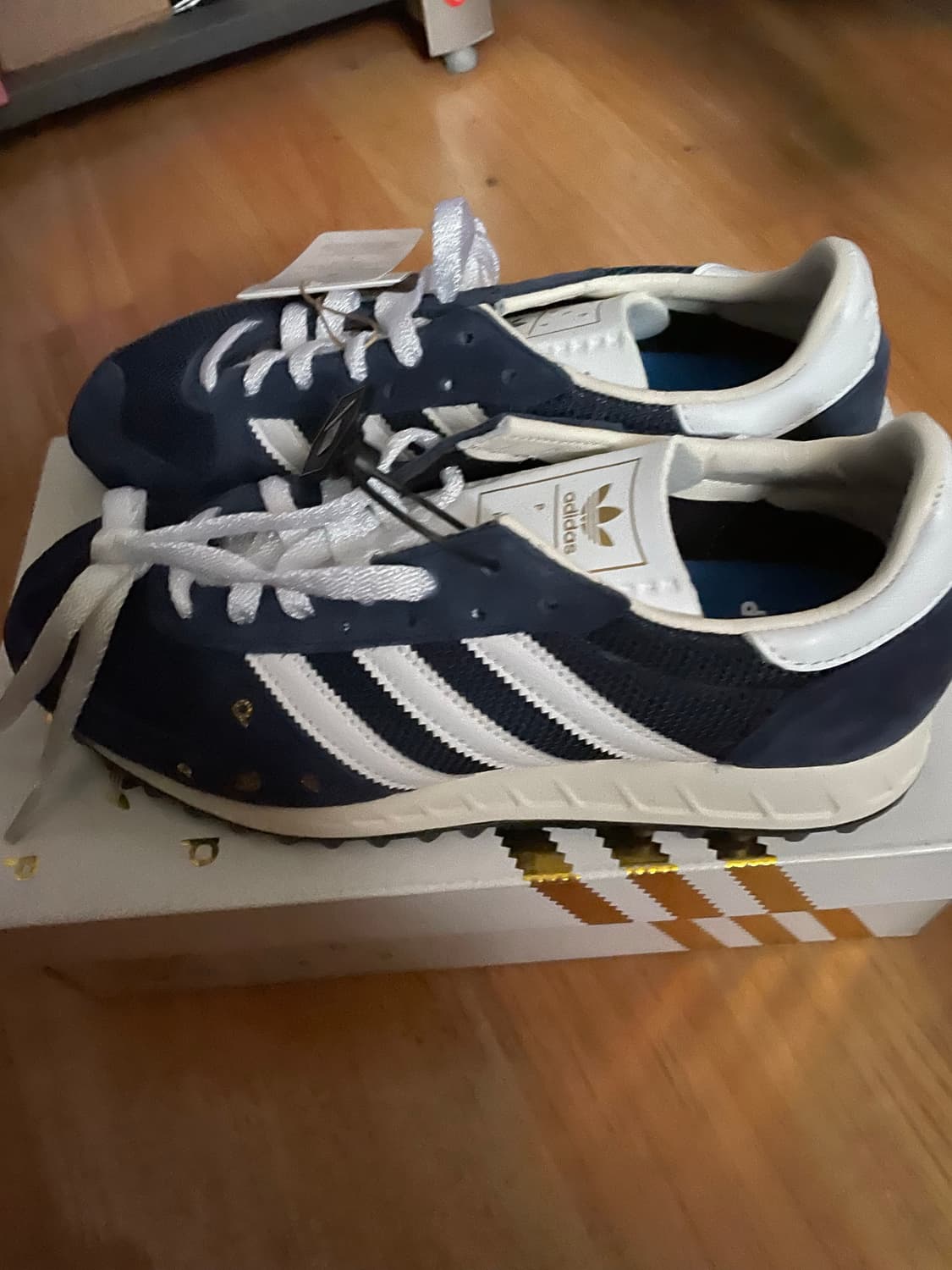 아디다스 x 팝 트레이딩 컴퍼니 TRX 컬리지에이트 네이비 상품이미지2