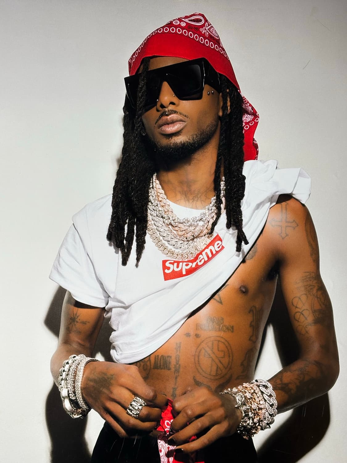 슈프림 플레이보이 카티 포스터 정품 (액자포함) 상품이미지5