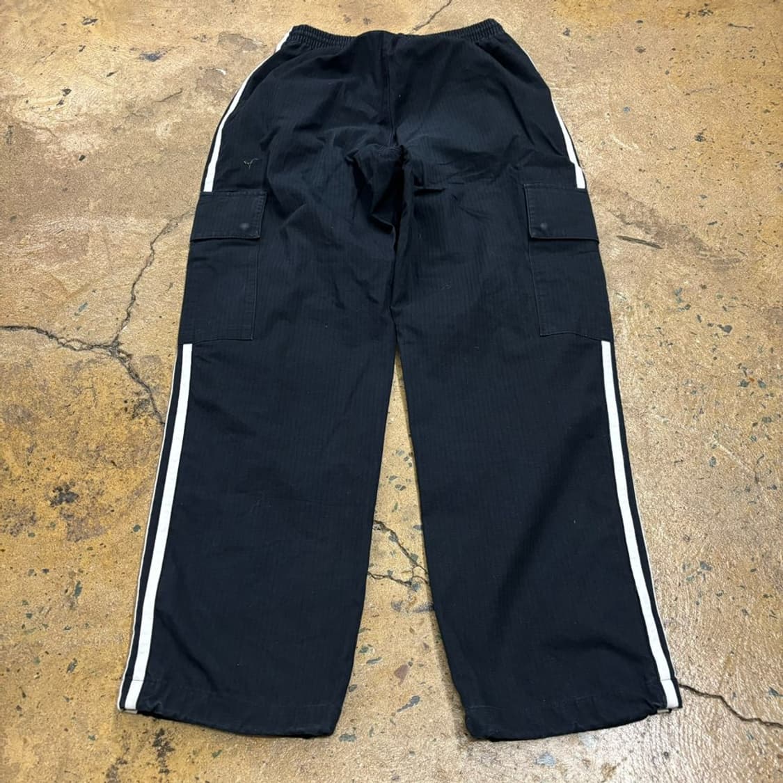 [정품/S] 아디다스 삼선 카고 바지 블랙 상품이미지3